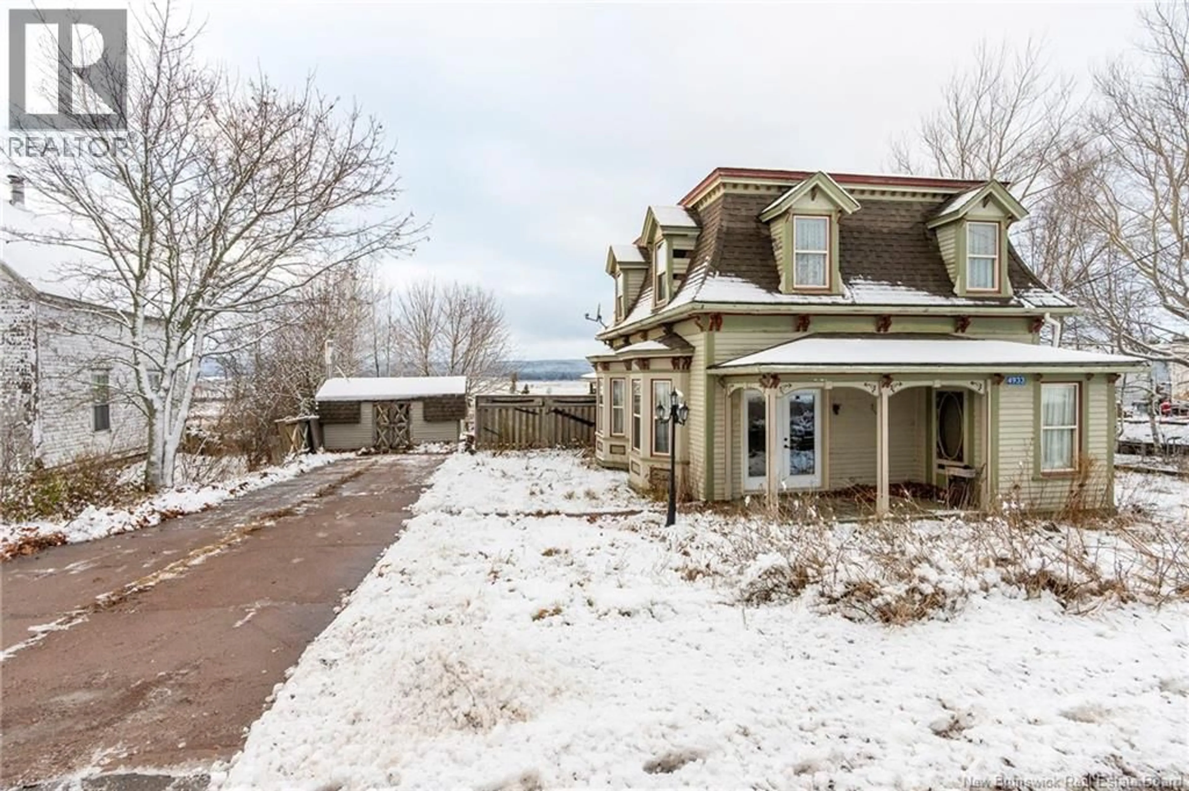 A pic from outside/outdoor area/front of a property/back of a property/a pic from drone, street for 4933 MAIN STREET, Dorchester New Brunswick E4K2Y2