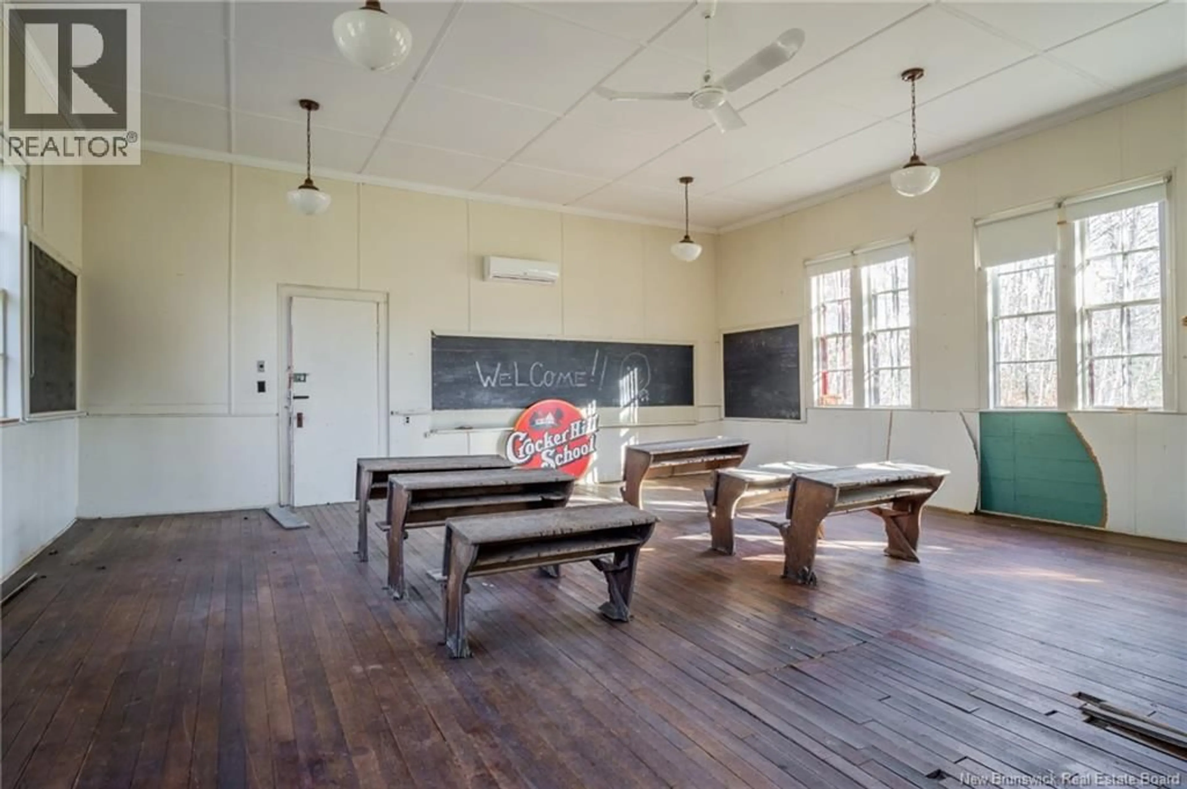 A pic of a room for 296 LEDGE ROAD, Dufferin New Brunswick E3L3Z5