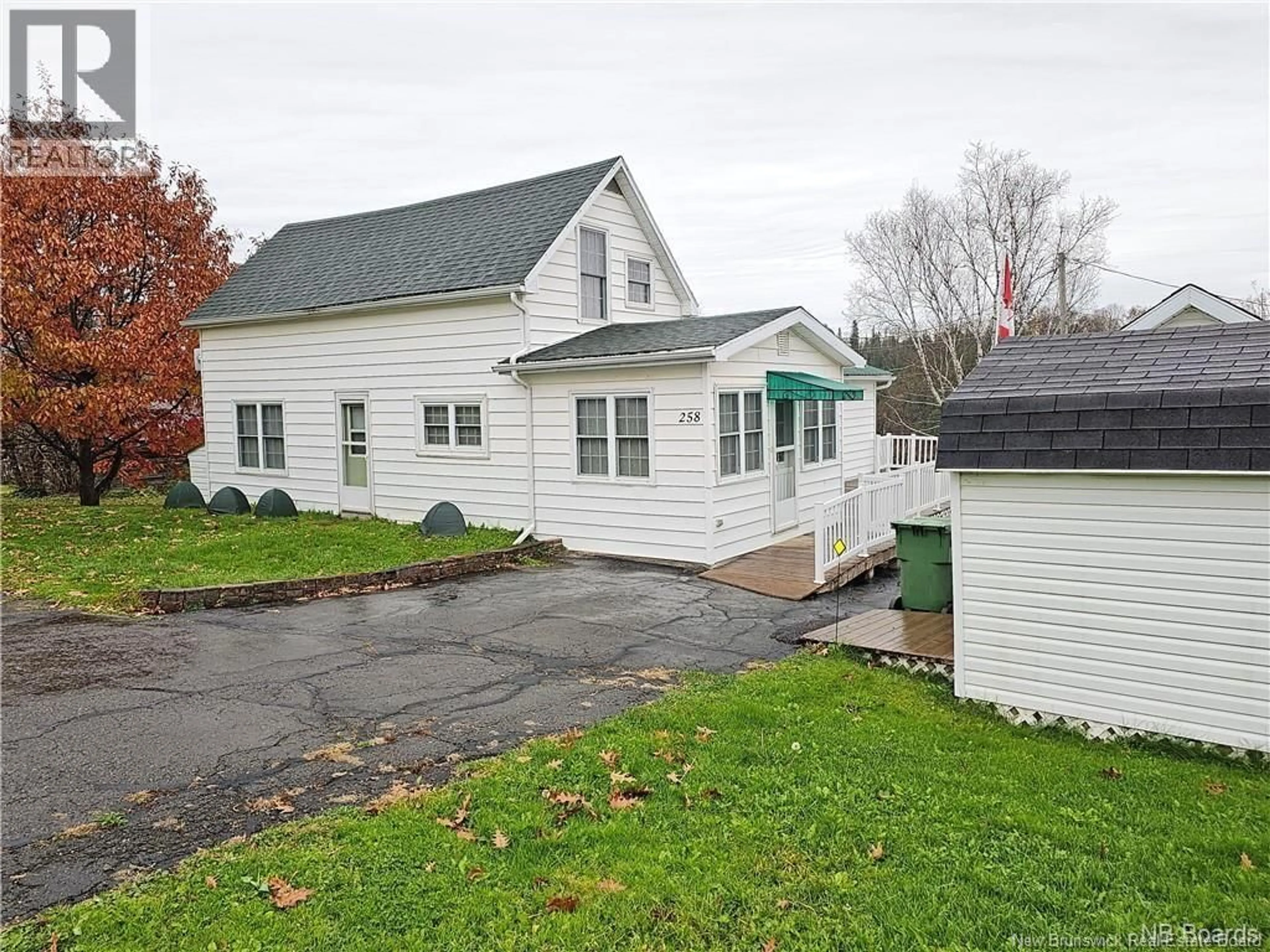 A pic from outside/outdoor area/front of a property/back of a property/a pic from drone, street for 258 MAIN STREET, Plaster Rock New Brunswick E7G2C8