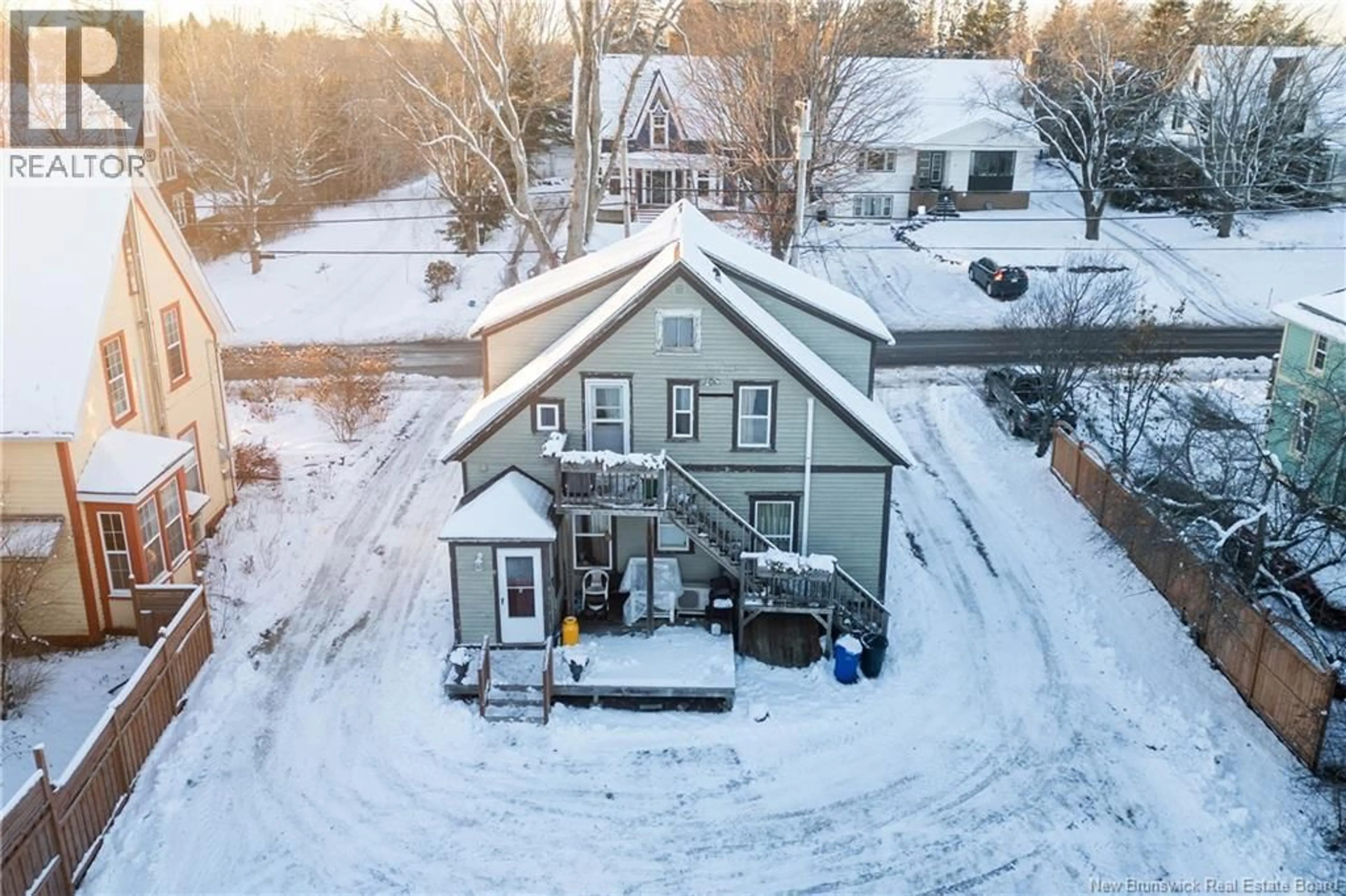 A pic from outside/outdoor area/front of a property/back of a property/a pic from drone, building for 72 SALEM STREET, Sackville New Brunswick E4L4J9