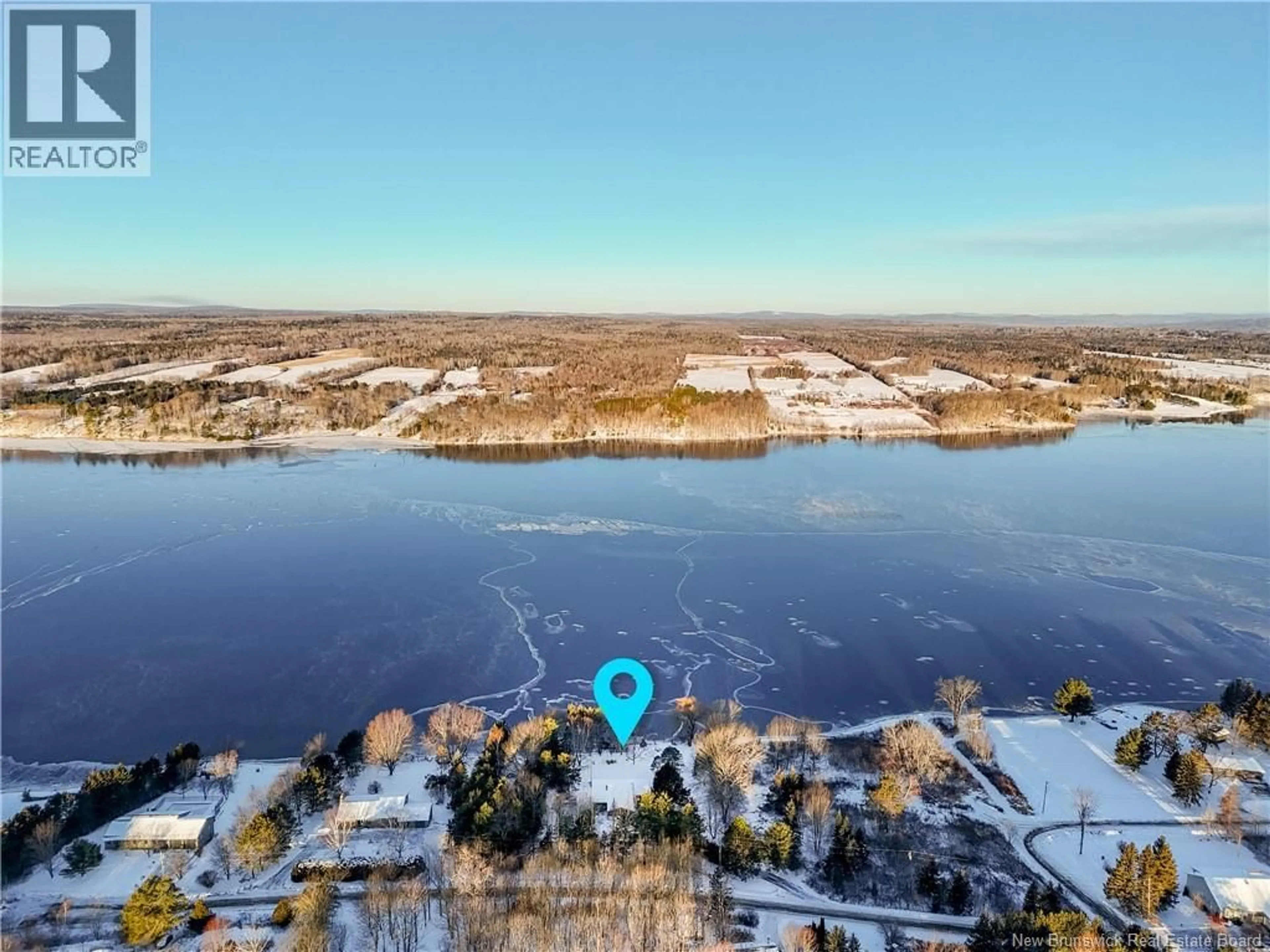 A pic from outside/outdoor area/front of a property/back of a property/a pic from drone, water/lake/river/ocean view for 4 ROCKLAND ROAD, Upper Kingsclear New Brunswick E3E1N7