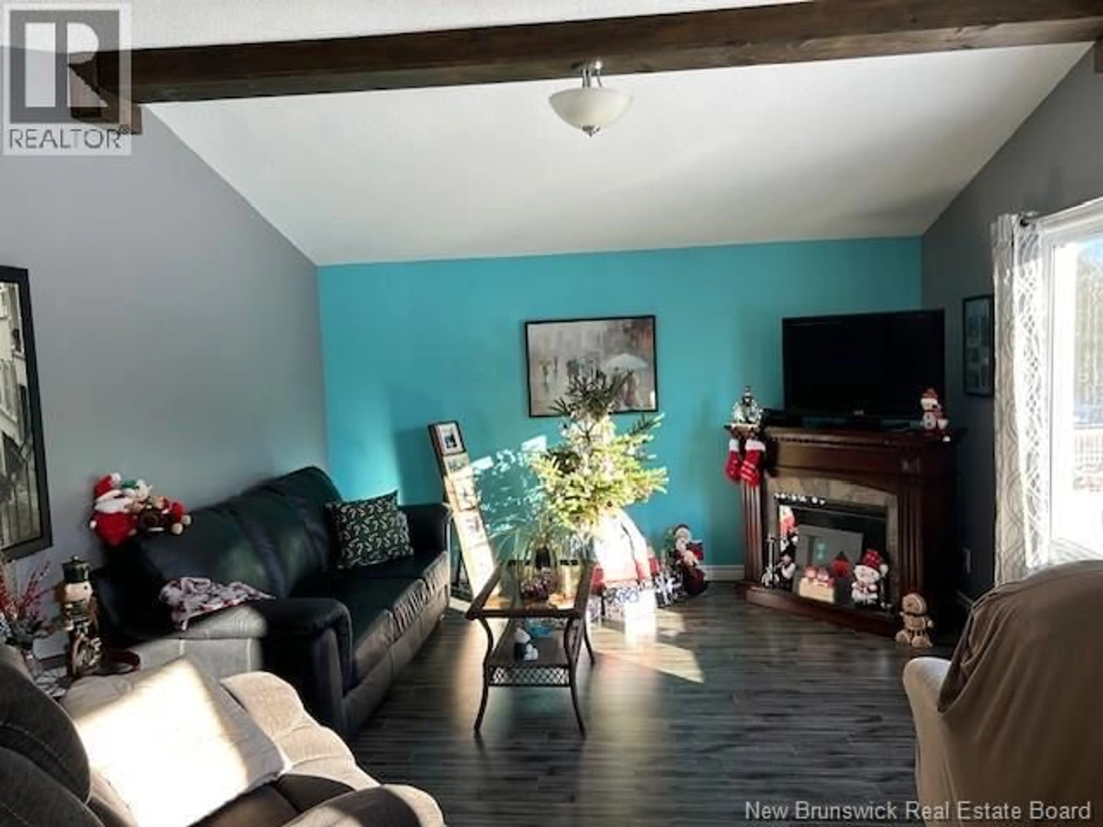 A pic of a room for 39 CARROLL STREET, Bouctouche New Brunswick E4S2Y1