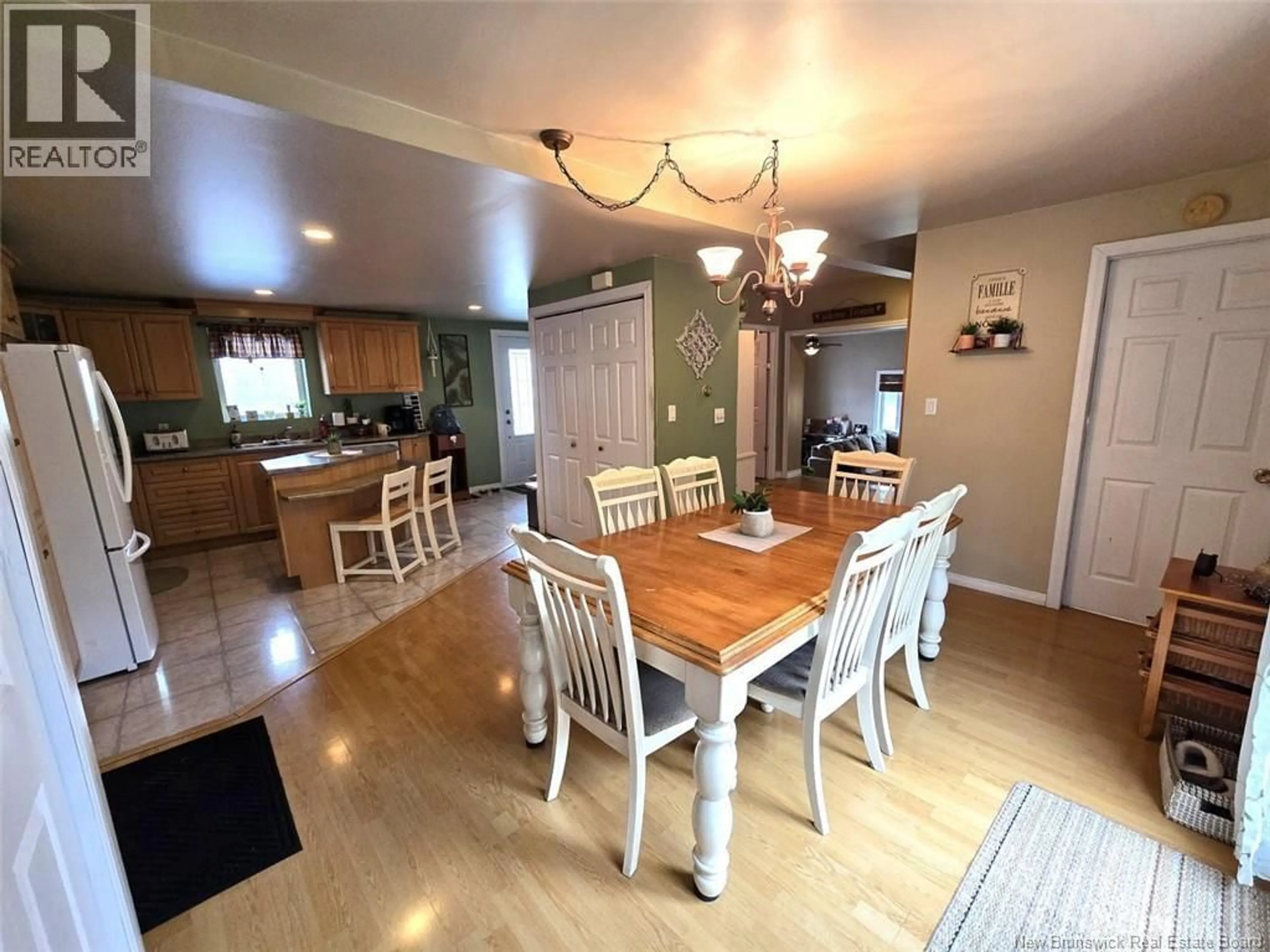 Dining room, wood/laminate floor for 2213 CENTRALE STREET, St-Hilaire New Brunswick E3V4V8