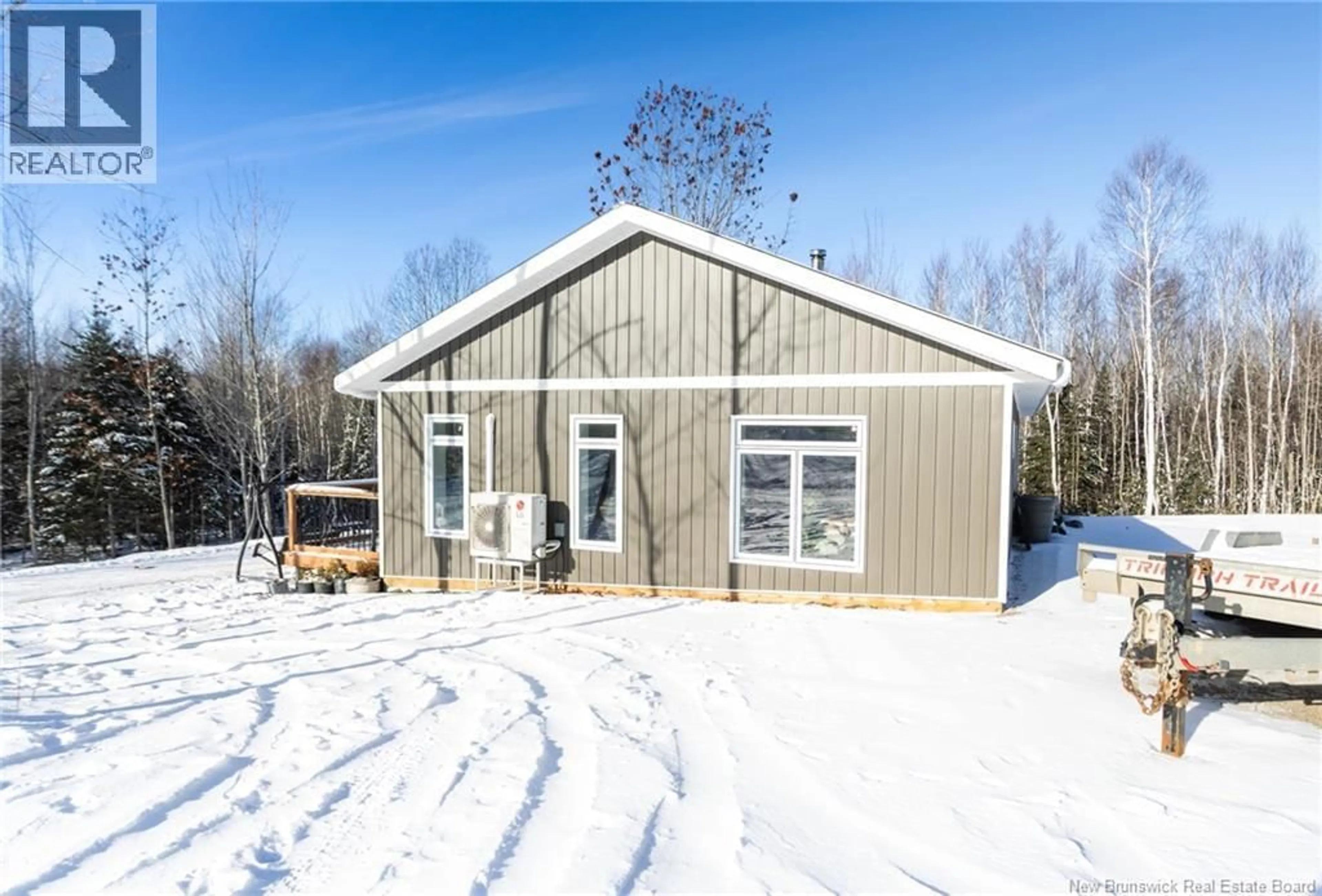 Home with vinyl exterior material, building for 96 RTE 635, Lake George New Brunswick E6K3P8