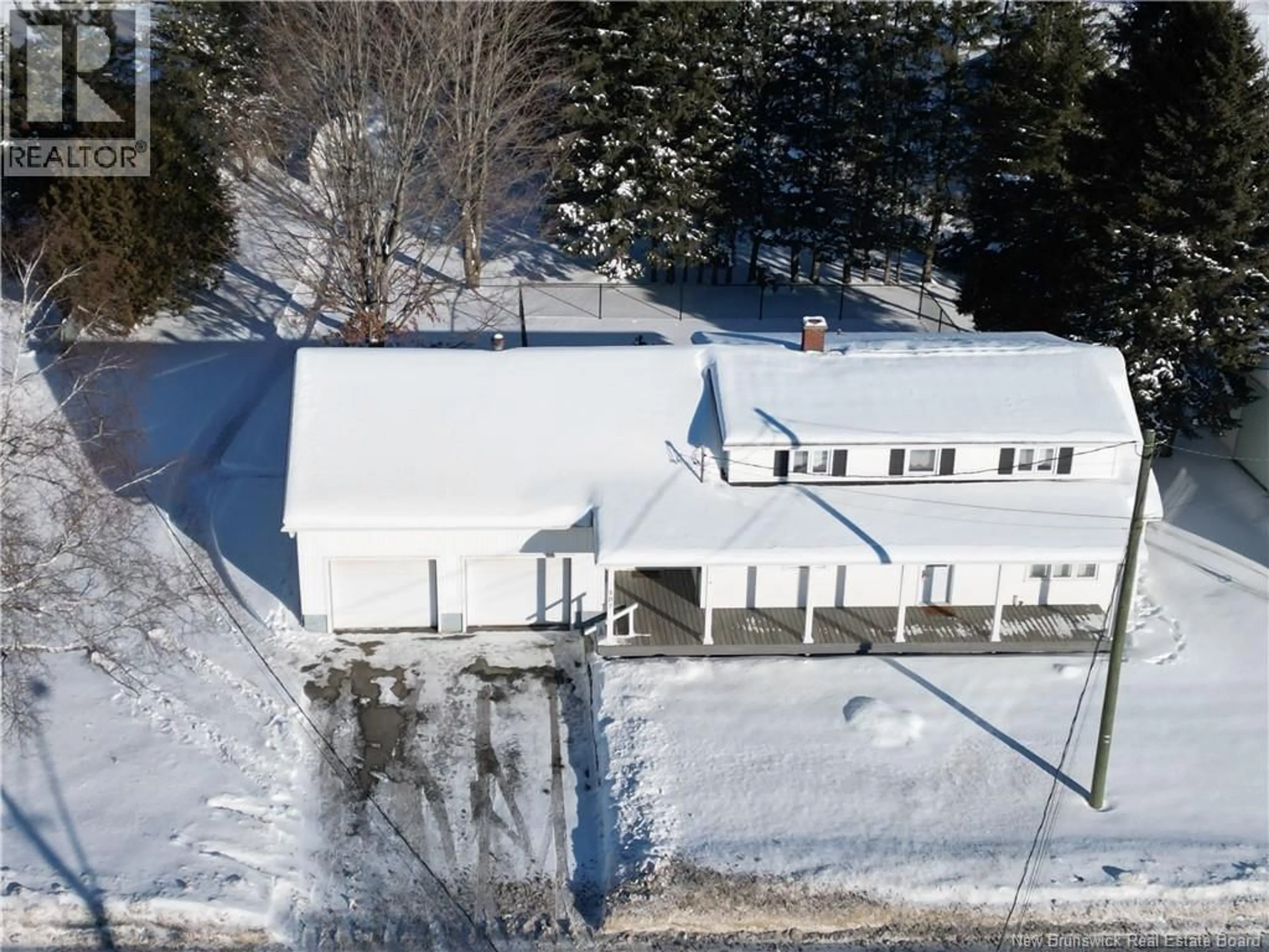A pic from outside/outdoor area/front of a property/back of a property/a pic from drone, building for 507 TOBIQUE ROAD, Grand-Sault/Grand Falls New Brunswick E3Y1B5