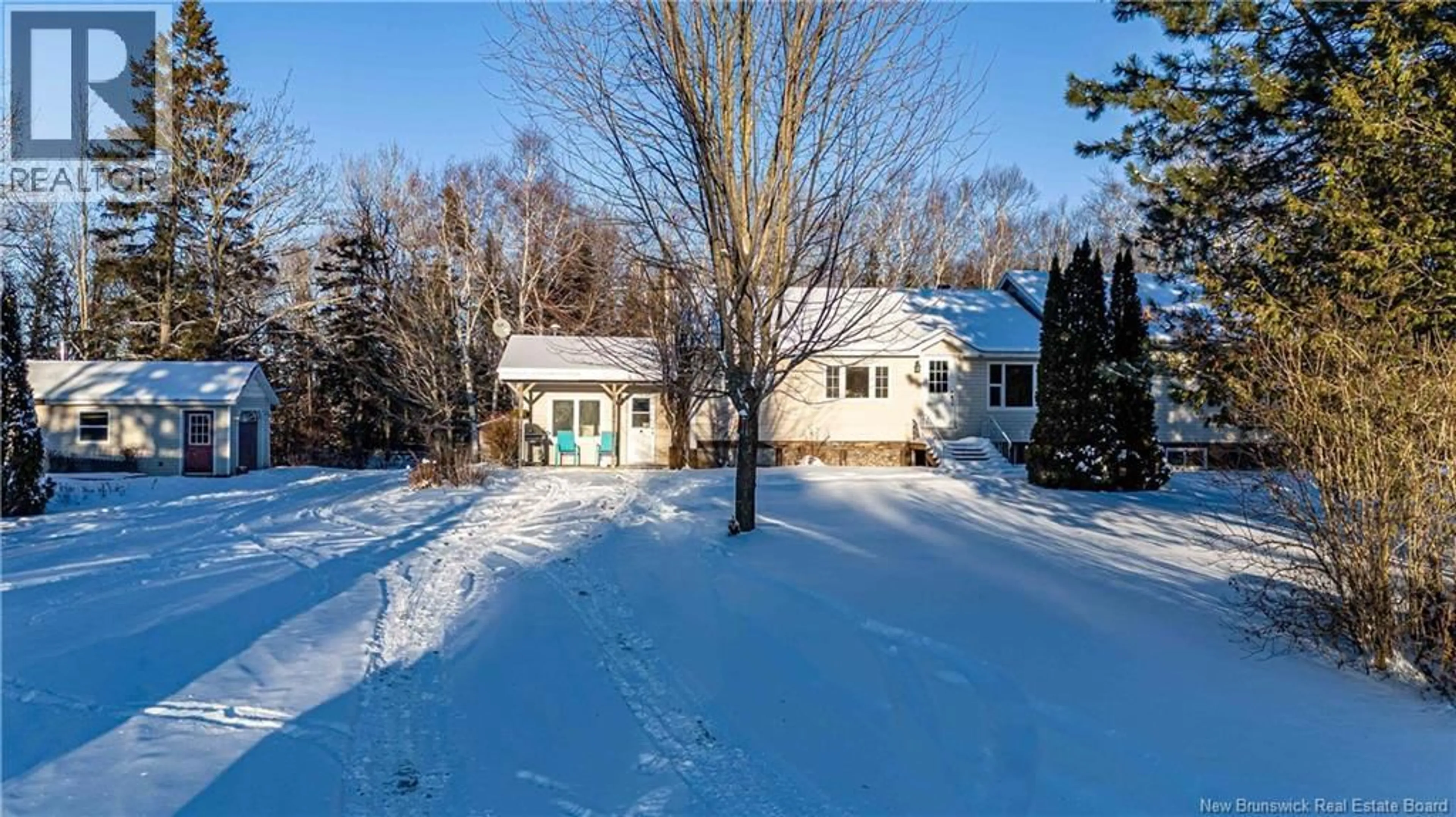 A pic from outside/outdoor area/front of a property/back of a property/a pic from drone, unknown for 1792 615 ROUTE, Springfield New Brunswick E6E1S1