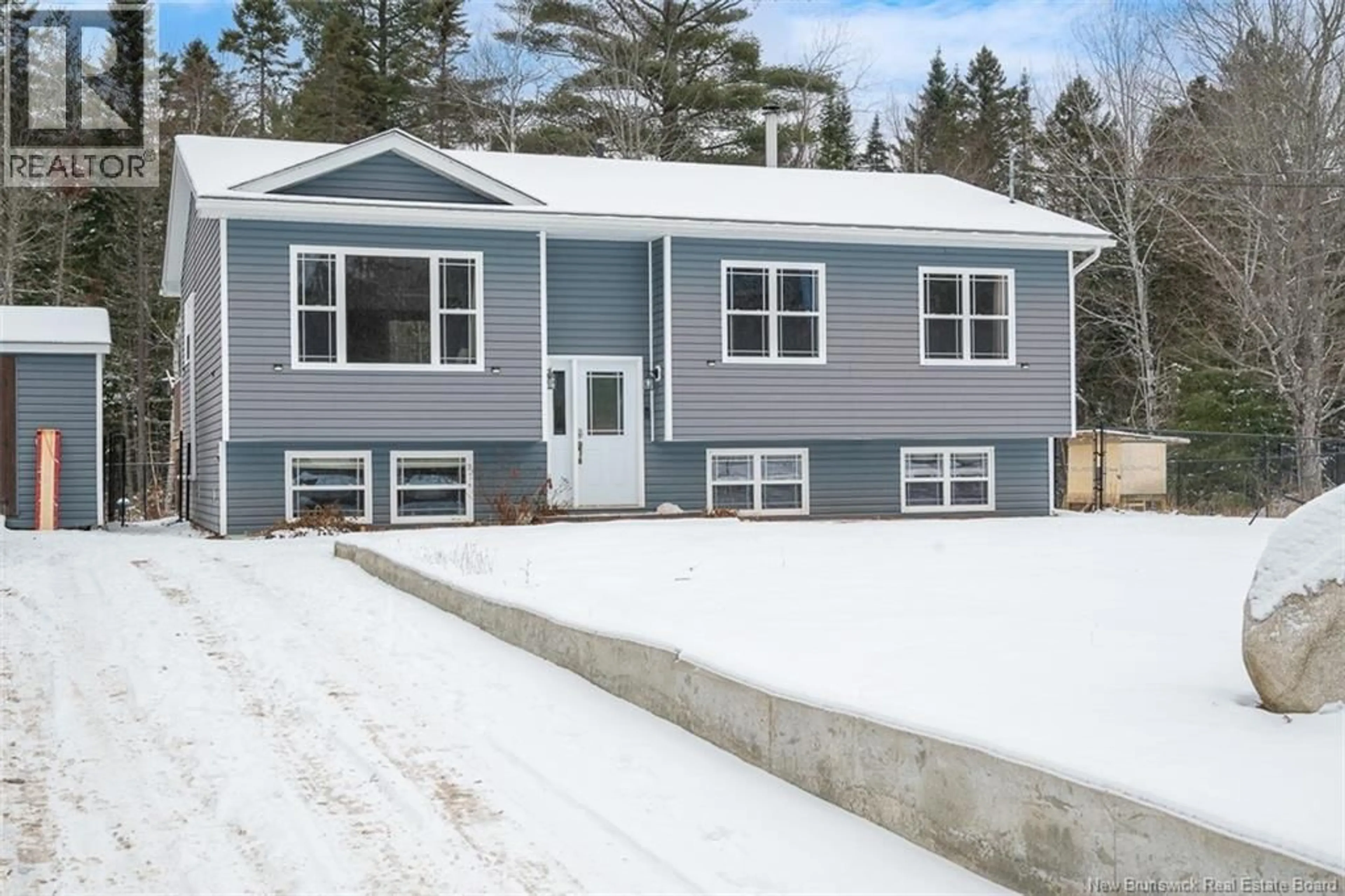 Home with vinyl exterior material, street for 390 WATERVILLE ROAD, Geary New Brunswick E2V3S7