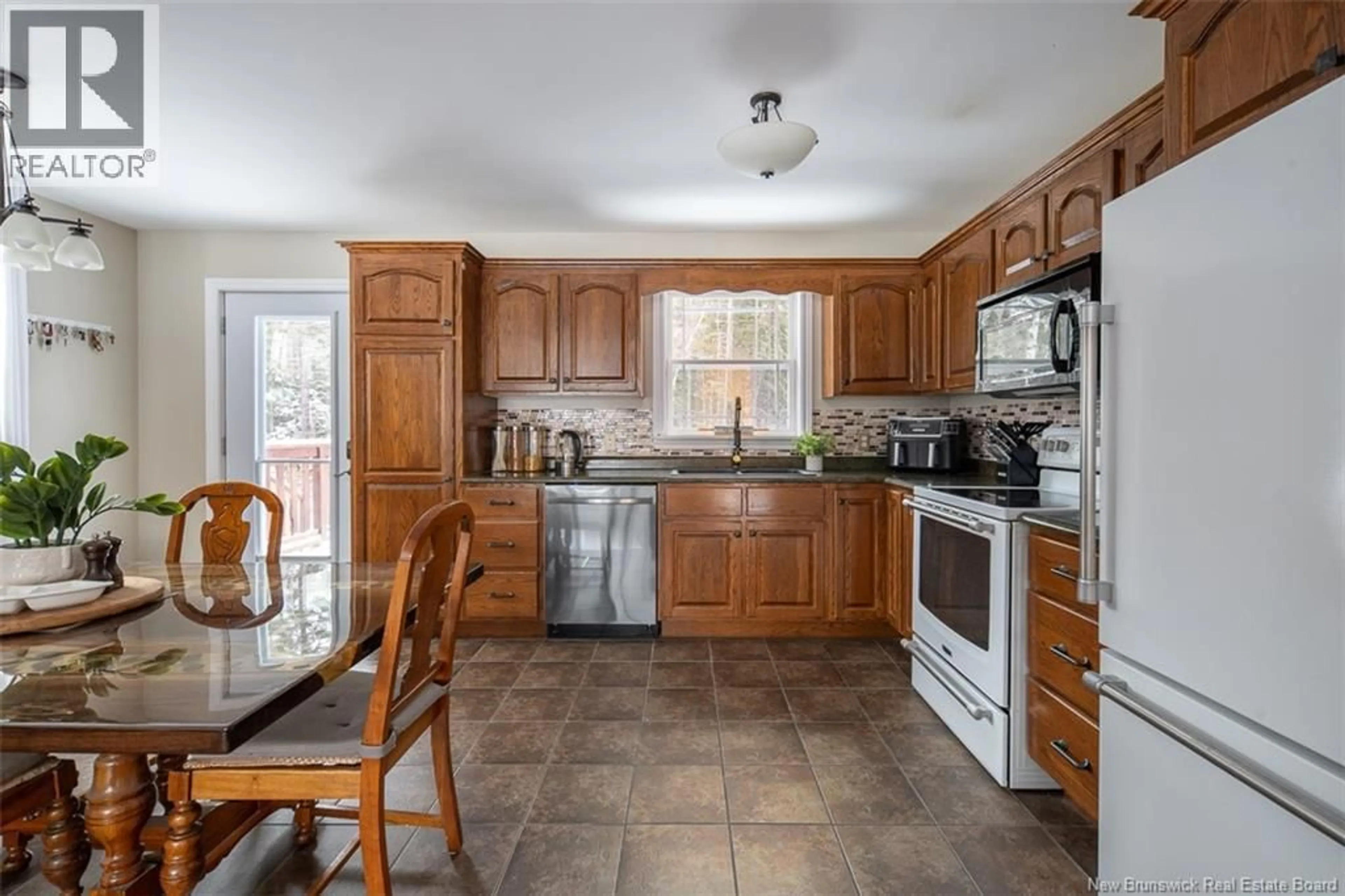 Open concept kitchen, ceramic/tile floor for 390 WATERVILLE ROAD, Geary New Brunswick E2V3S7