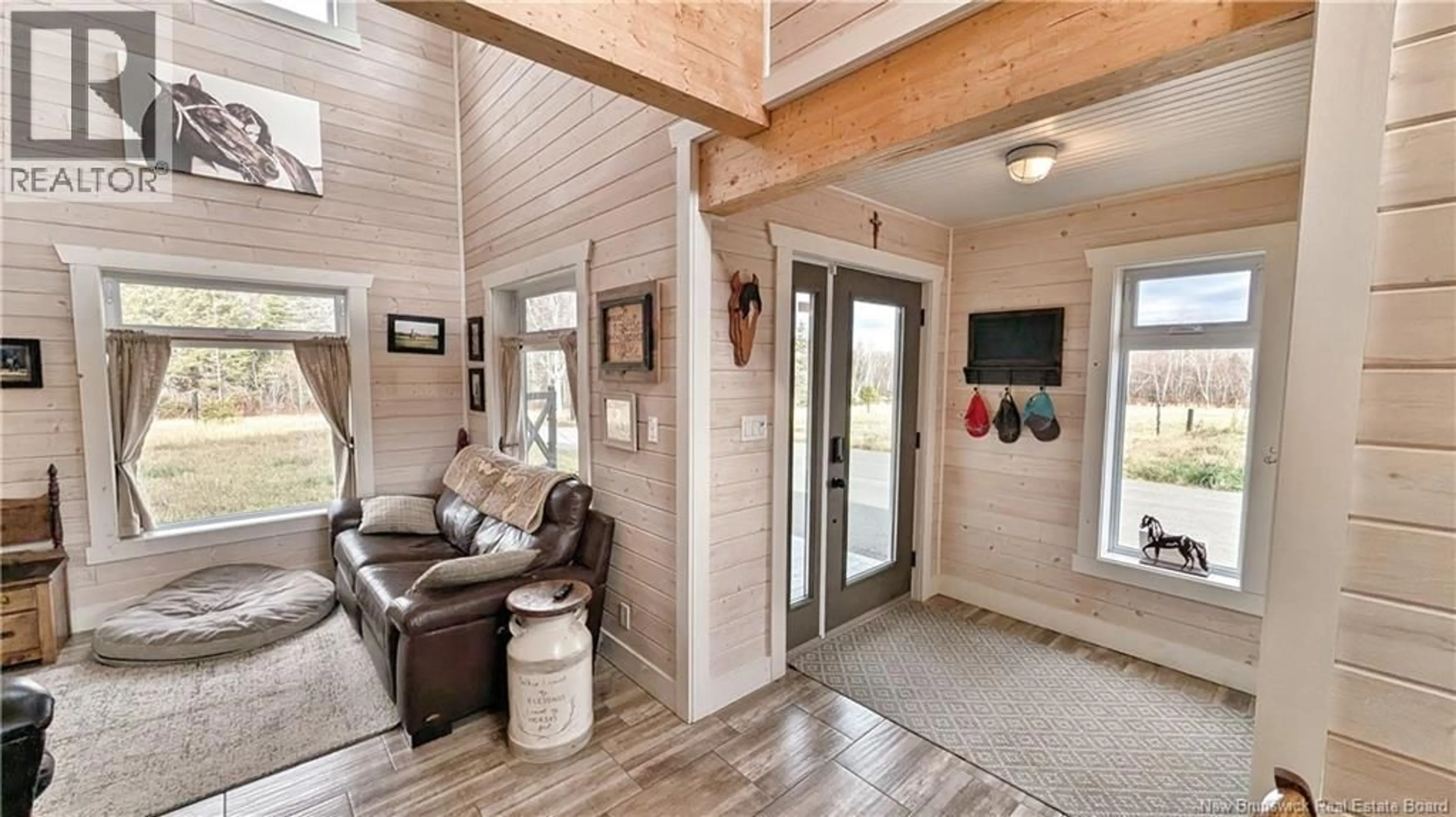 Indoor entryway for 921 RUE PINET STREET, Bertrand New Brunswick E1W1L8