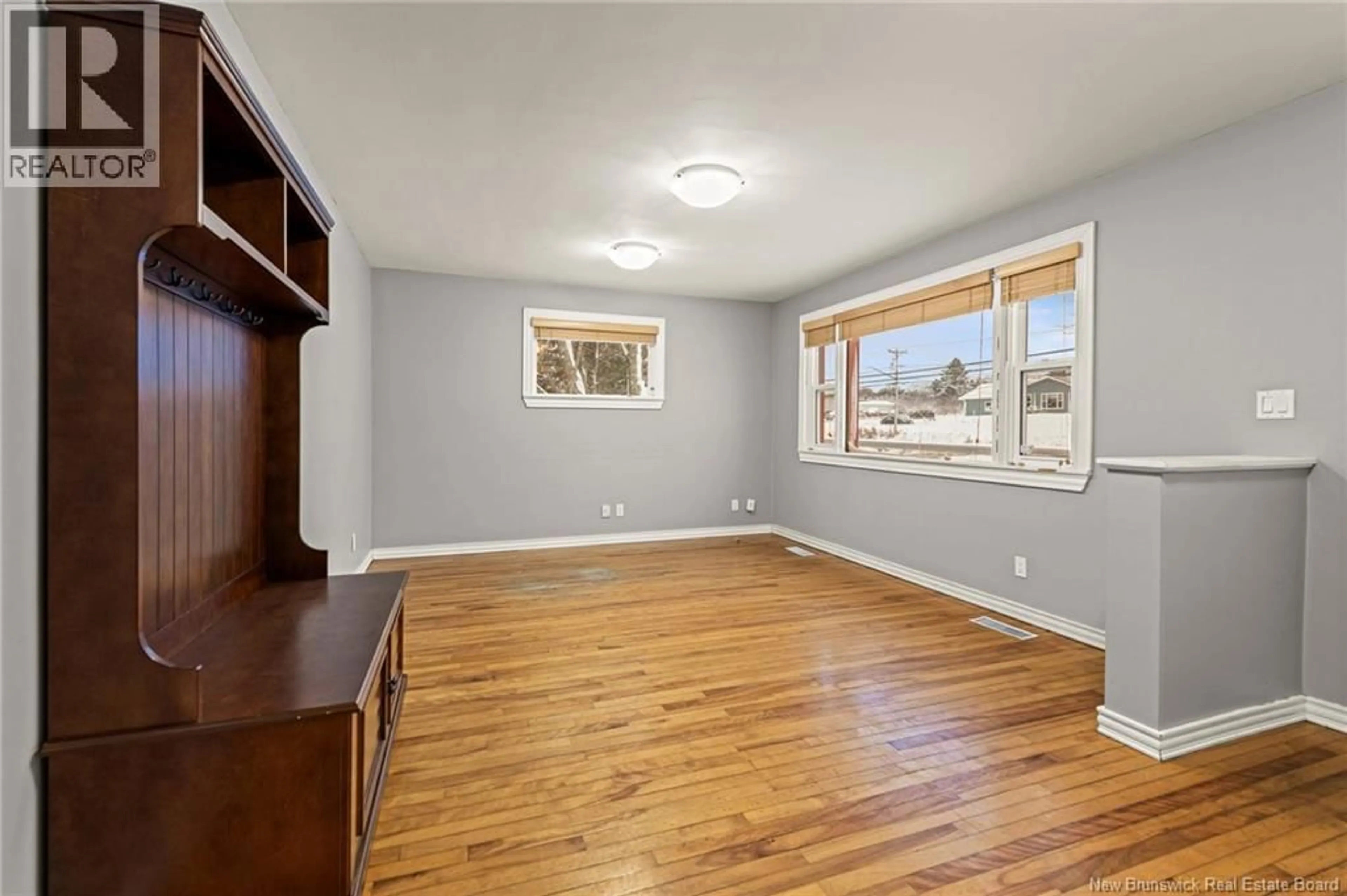 A pic of a room for 3208 MOUNTAIN ROAD, Moncton New Brunswick E1G2W8