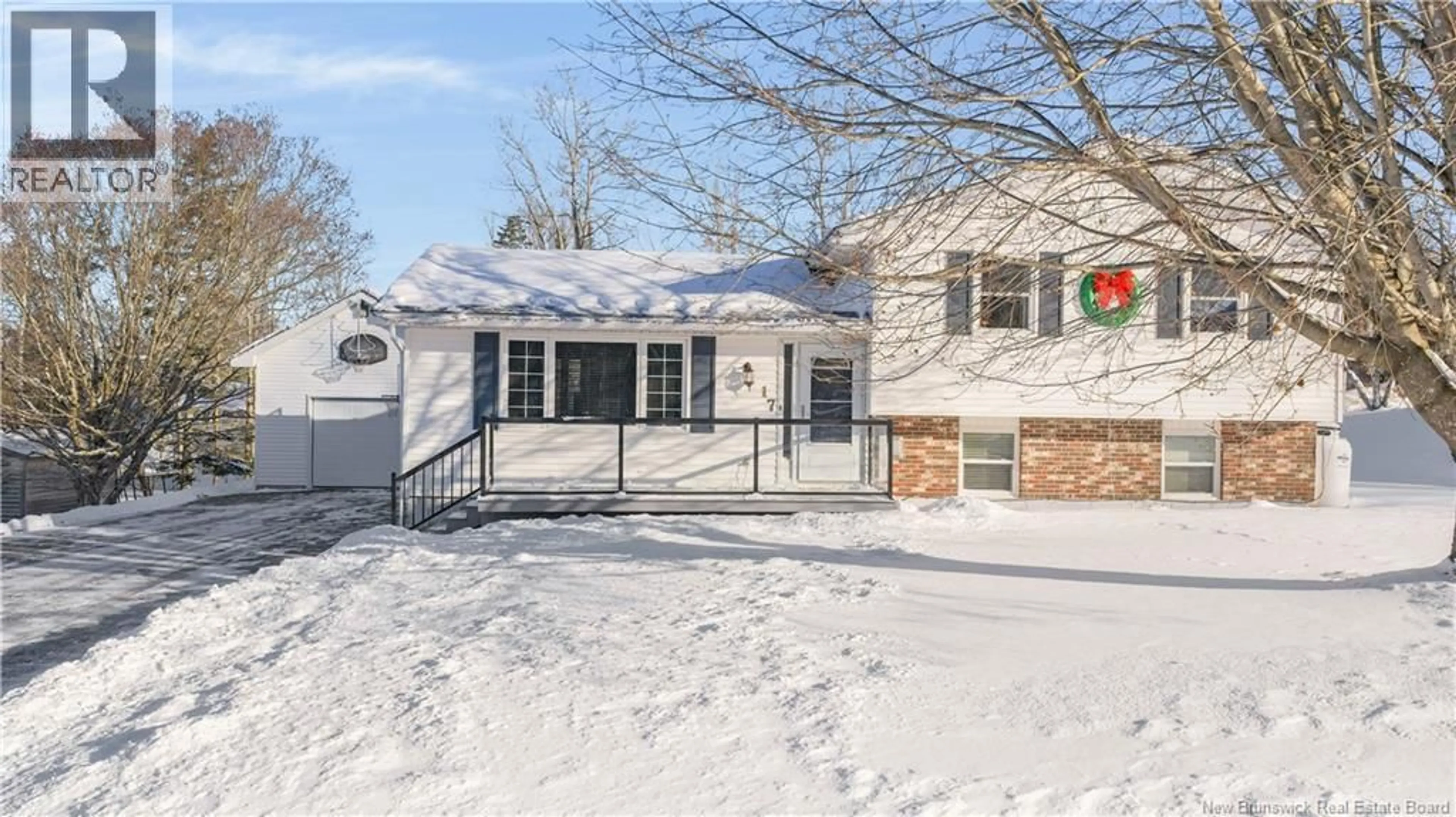 Unknown for 17 AUTUMNWOOD AVENUE, Quispamsis New Brunswick E2E1V6