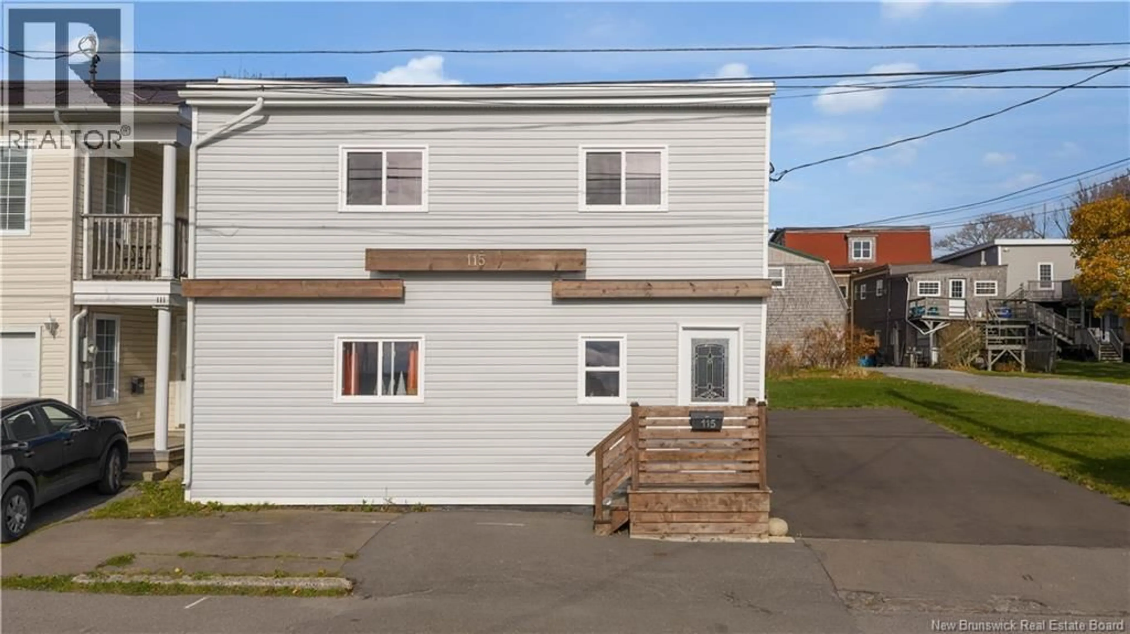 A pic from outside/outdoor area/front of a property/back of a property/a pic from drone, building for 115 BROADVIEW AVENUE, Saint John New Brunswick E2L1Z5