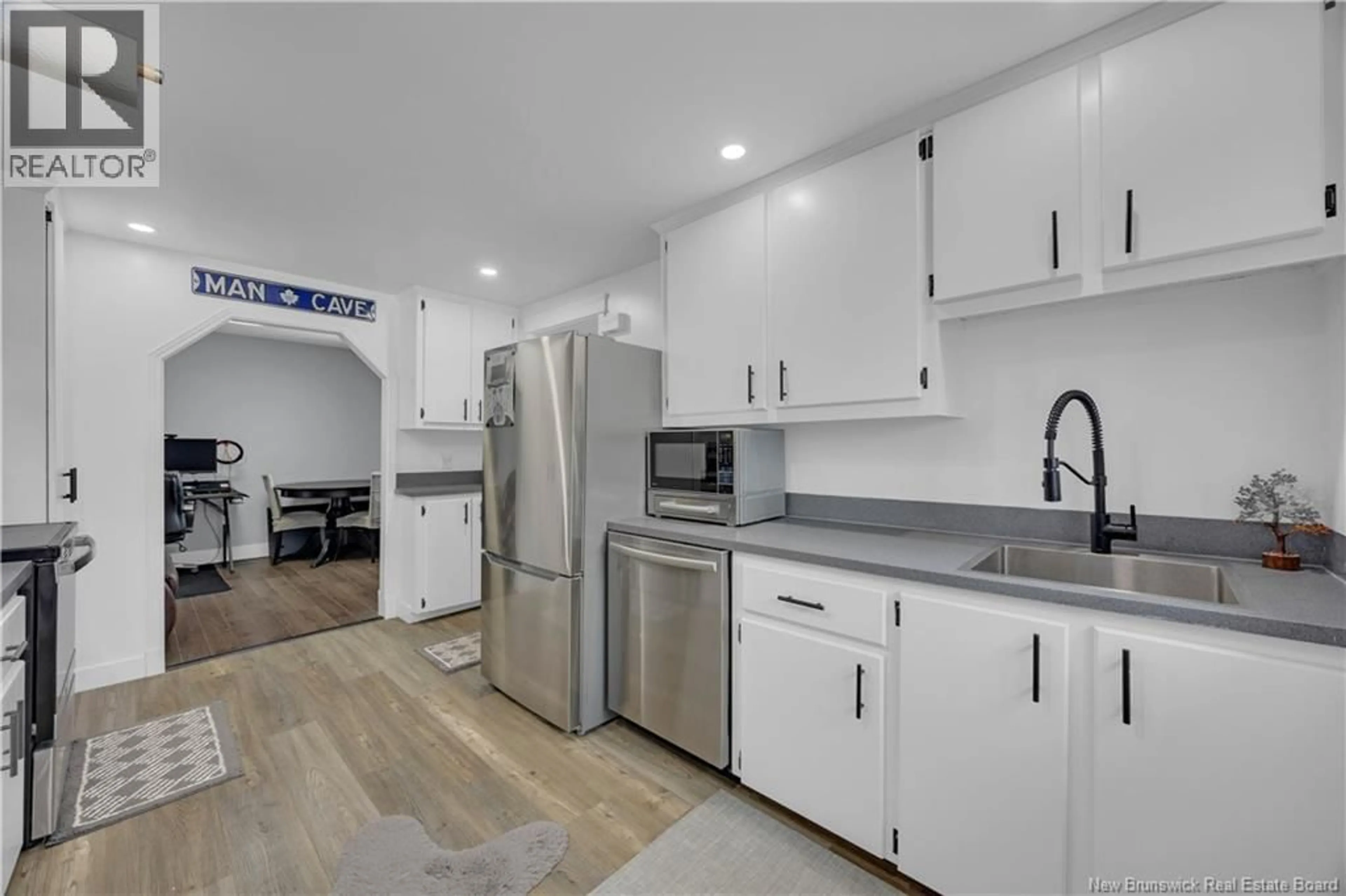 Unknown for 115 BROADVIEW AVENUE, Saint John New Brunswick E2L1Z5