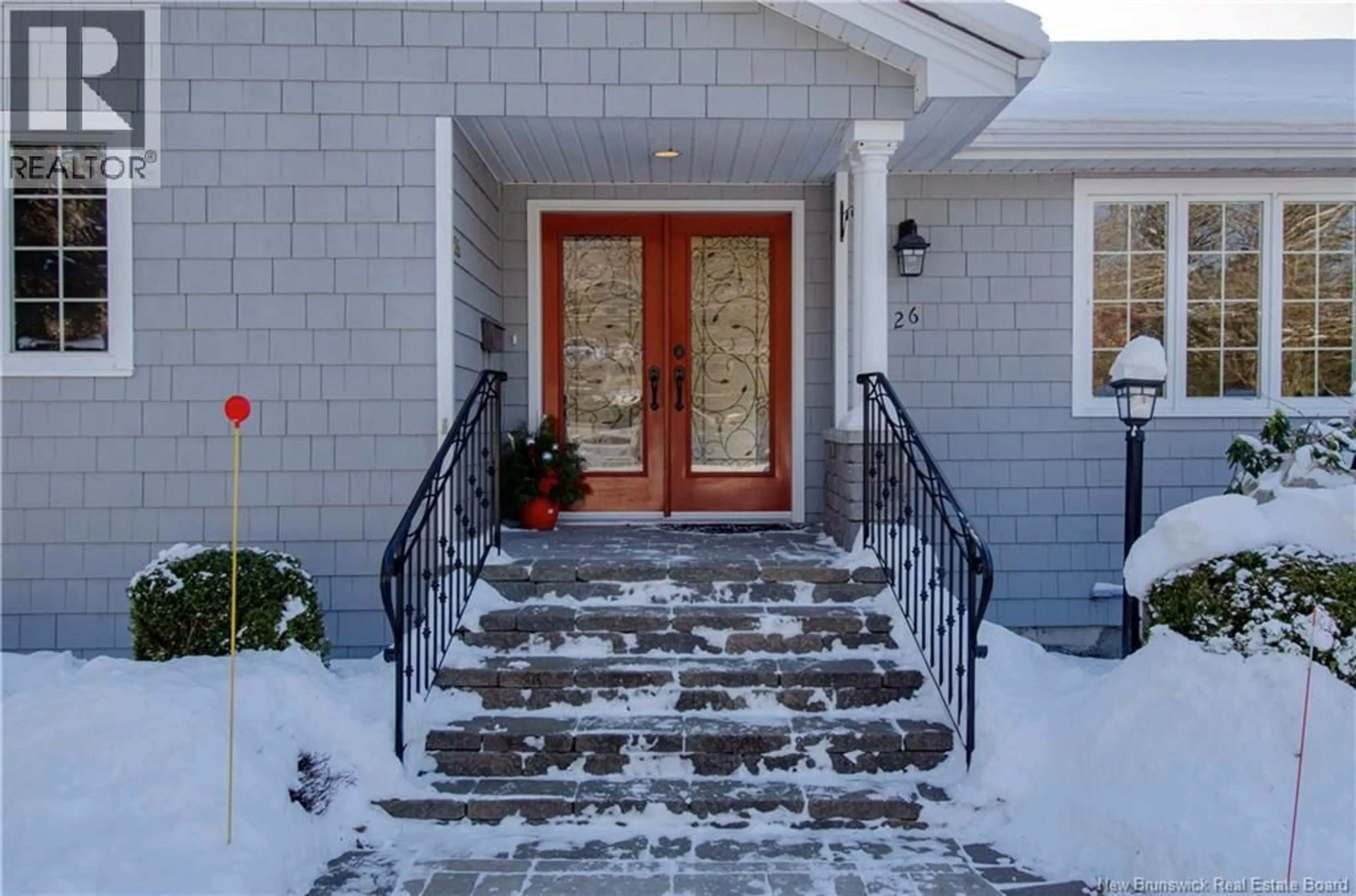 Indoor entryway for 26 CROWN HILL CRESCENT, Saint John New Brunswick E2K4P6