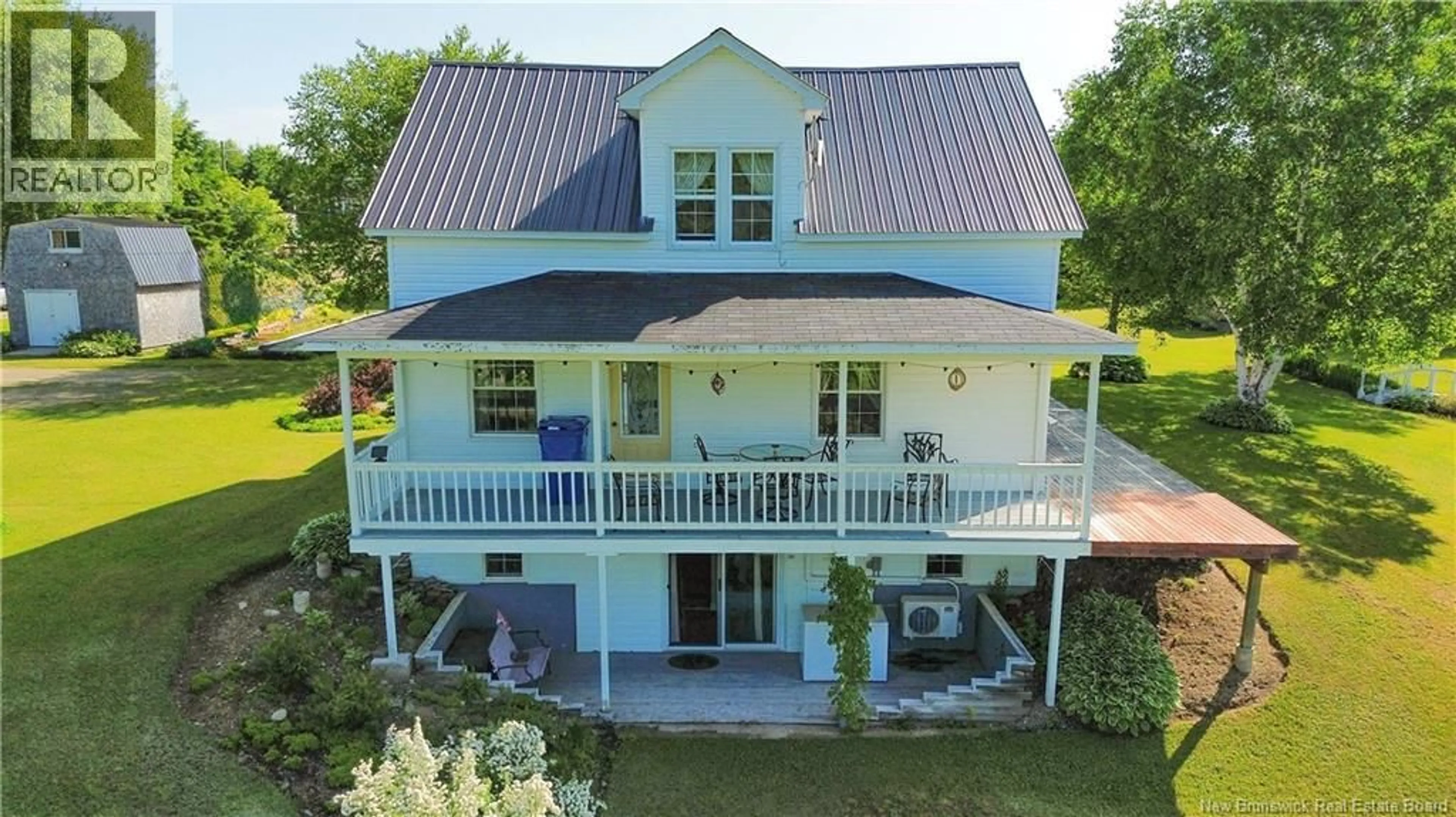 A pic from outside/outdoor area/front of a property/back of a property/a pic from drone, building for 30 SMITH HEIGHTS, Wicklow New Brunswick E7L3W9