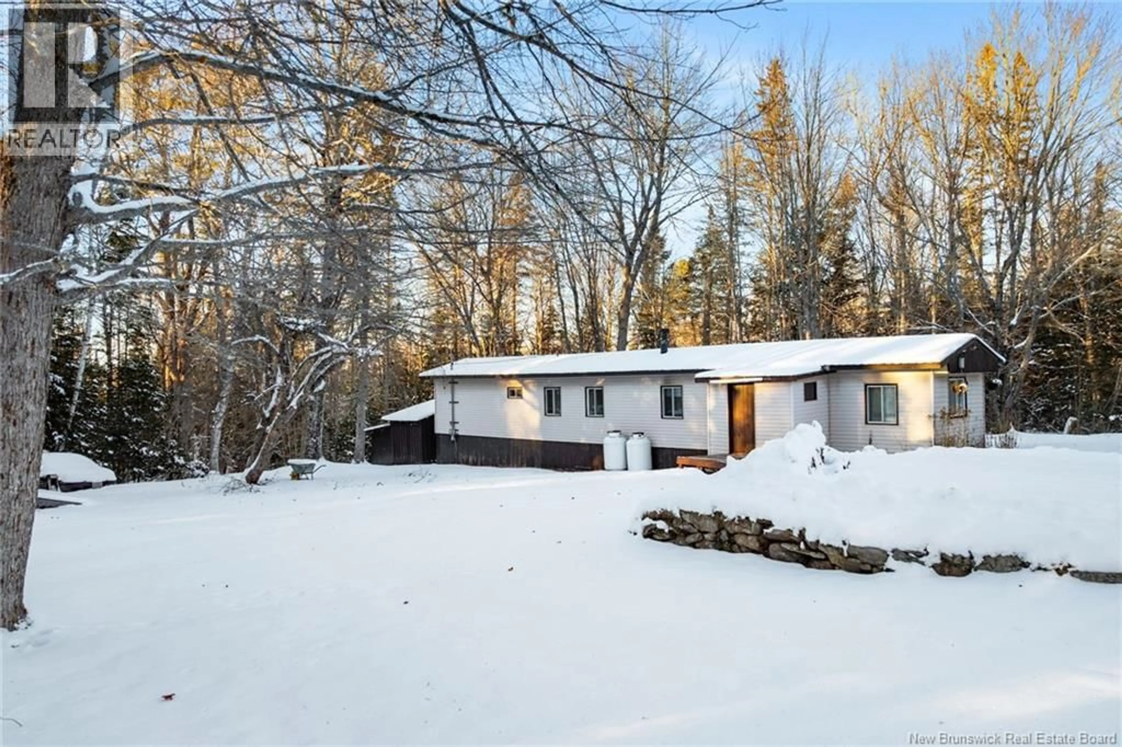 A pic from outside/outdoor area/front of a property/back of a property/a pic from drone, unknown for 505 PENNIAC ROAD, Mount Hope New Brunswick E3A9A8