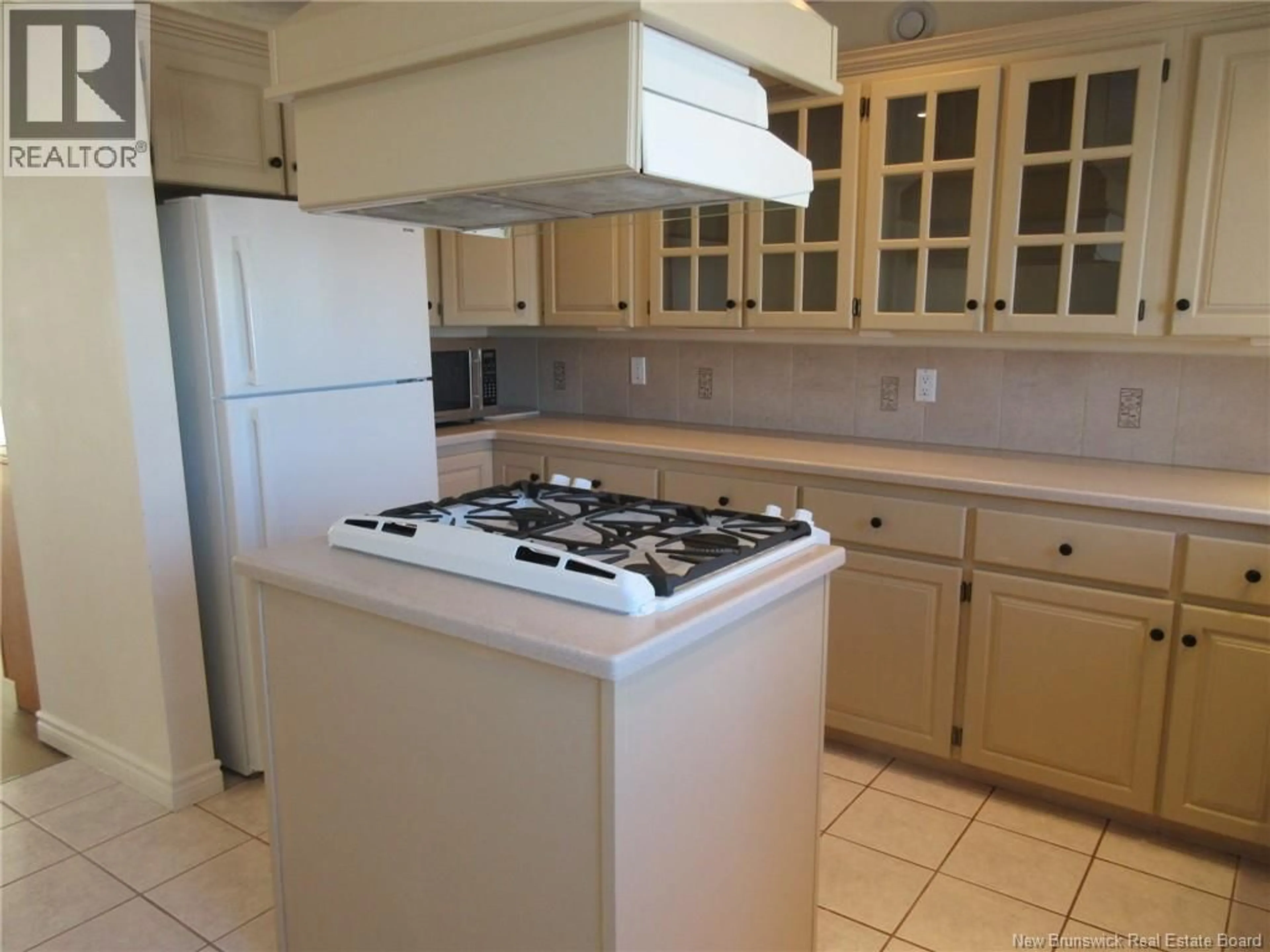 Standard kitchen, ceramic/tile floor for H - 61 PRINCE WILLIAM STREET, St. Stephen New Brunswick E3L1S5