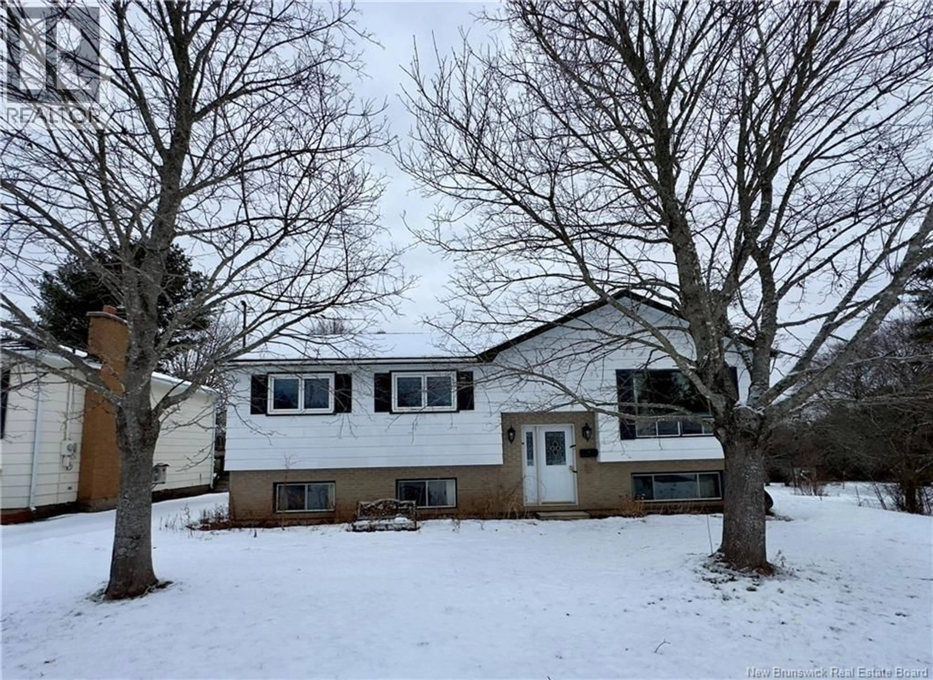 Home with vinyl exterior material, street for 14 SHERWOOD AVENUE, Riverview New Brunswick E1B3X7