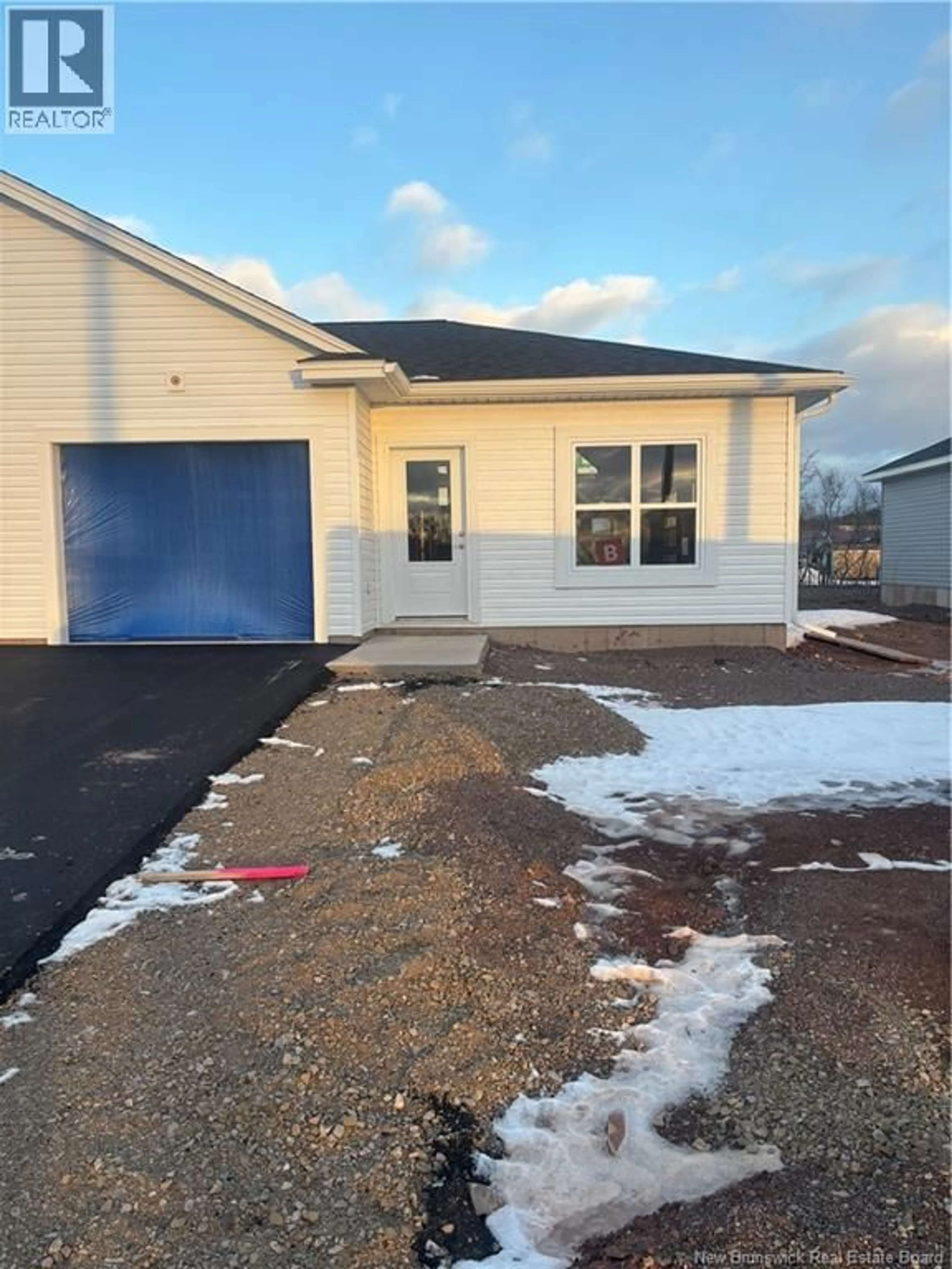 Home with vinyl exterior material, unknown for 20 OTTY AVENUE, Sussex New Brunswick E4E0M5