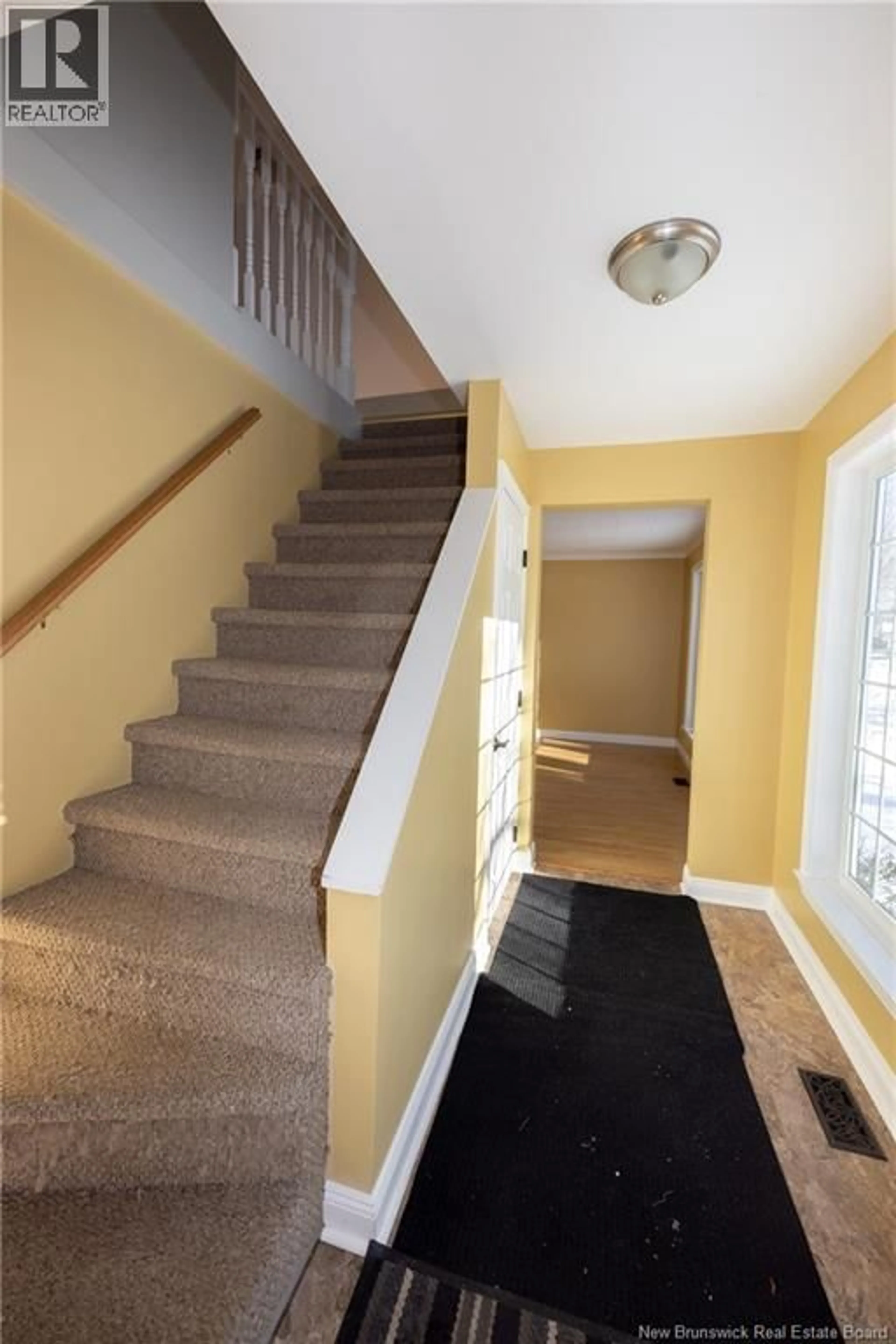 Stairs for 69 WATTERS DRIVE, Fredericton New Brunswick E3A3S9