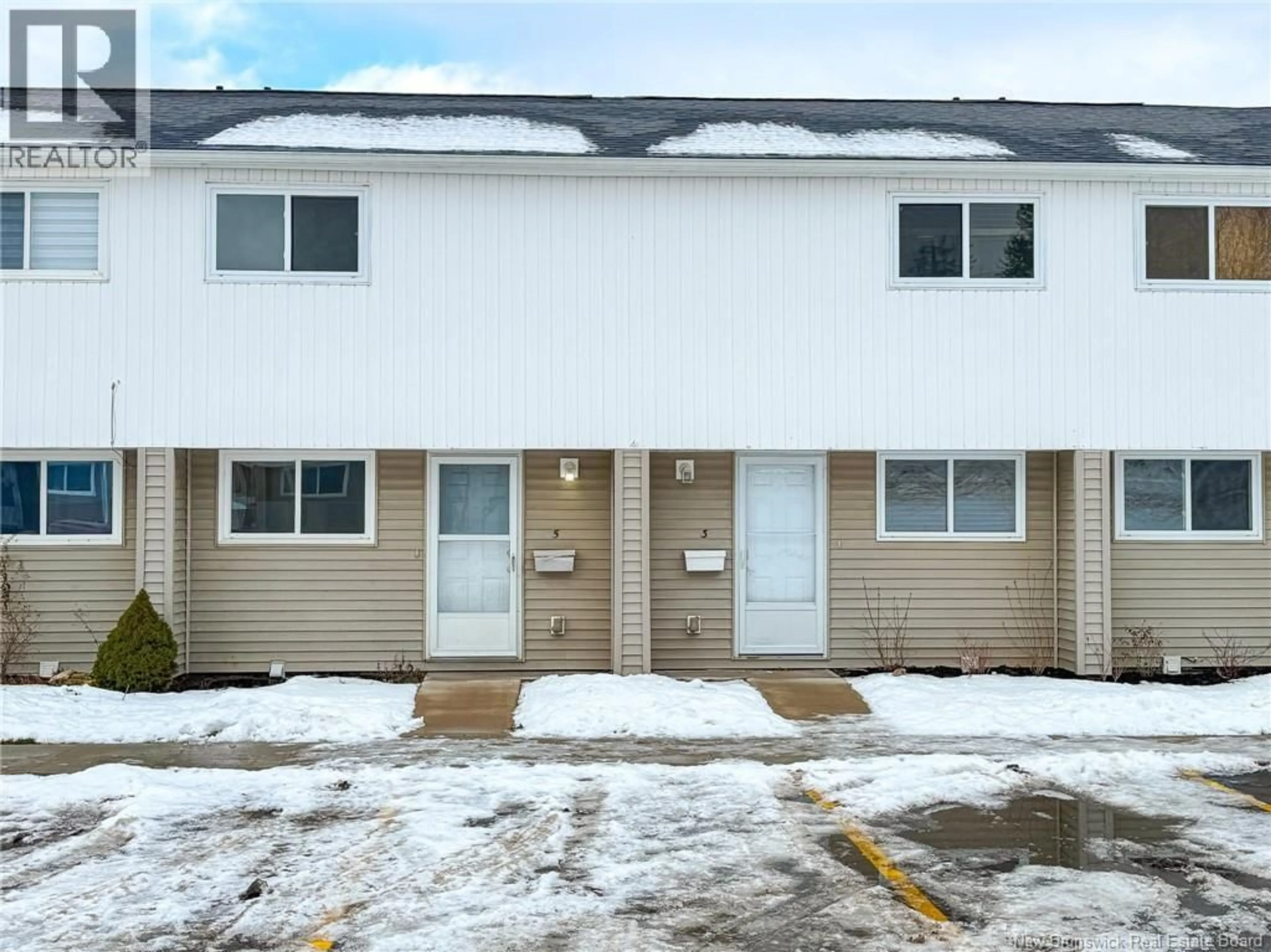 Unknown for 5 - 24 SUFFOLK STREET, Riverview New Brunswick E1B4K6