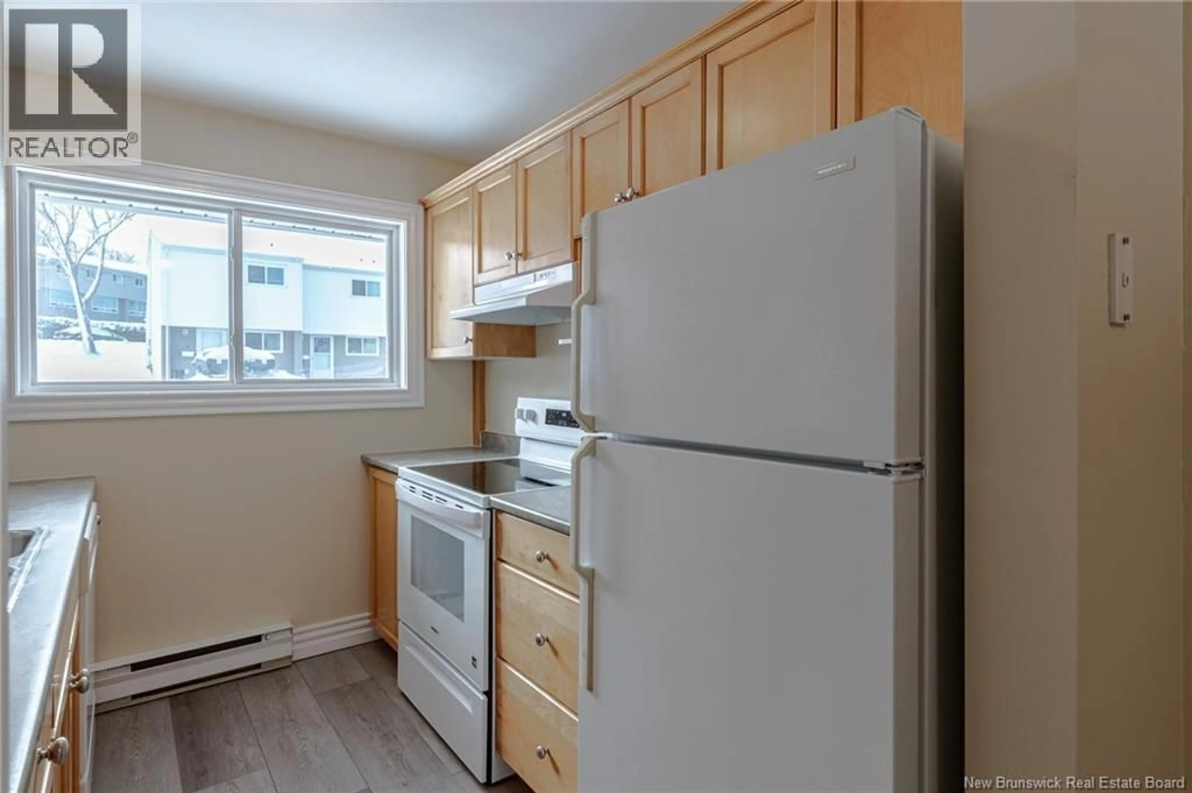 Standard kitchen, wood/laminate floor for 5 - 24 SUFFOLK STREET, Riverview New Brunswick E1B4K6
