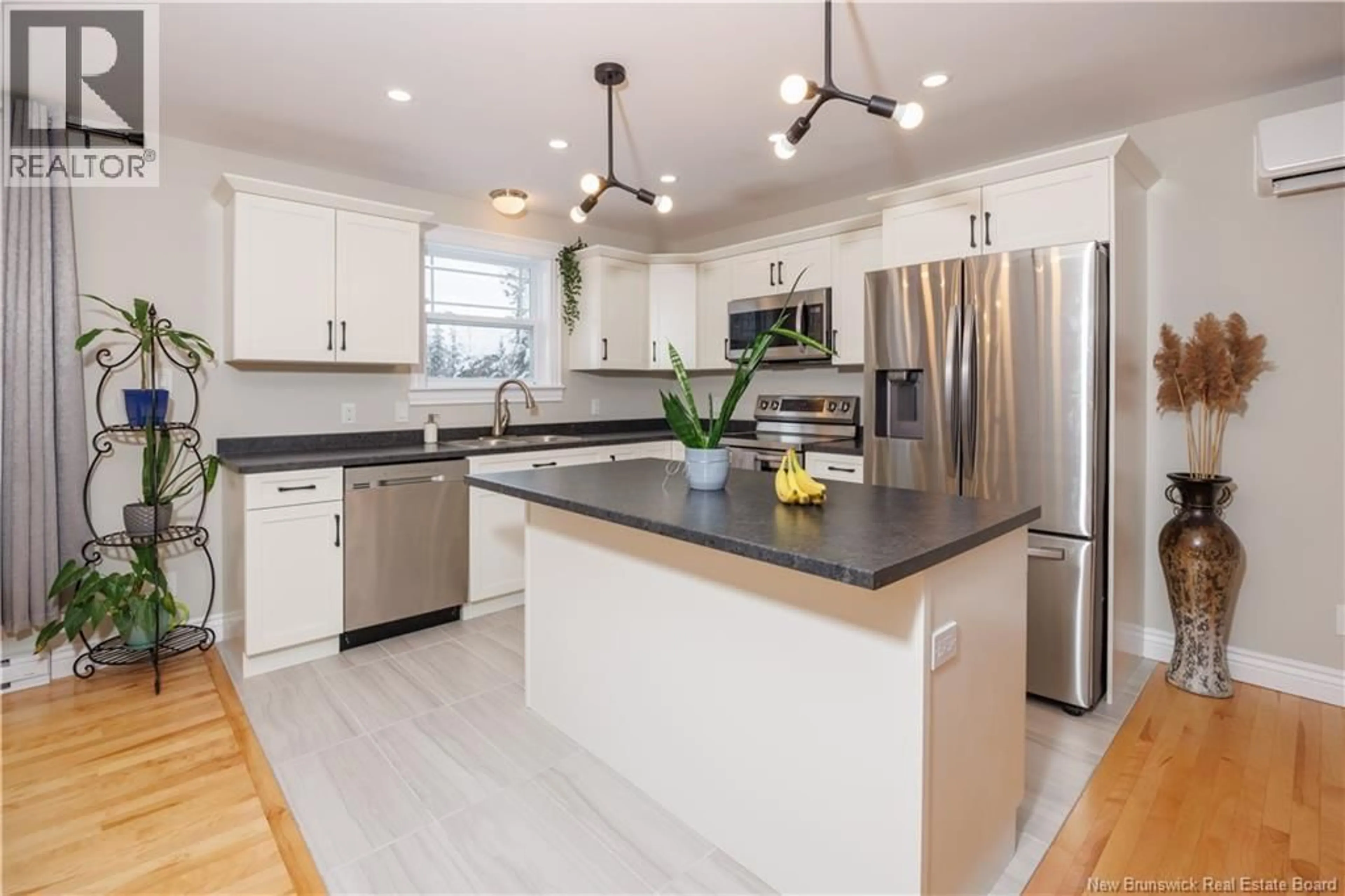 Open concept kitchen, ceramic/tile floor for 23 HANSON WAY, Killarney Road New Brunswick E3A3V4