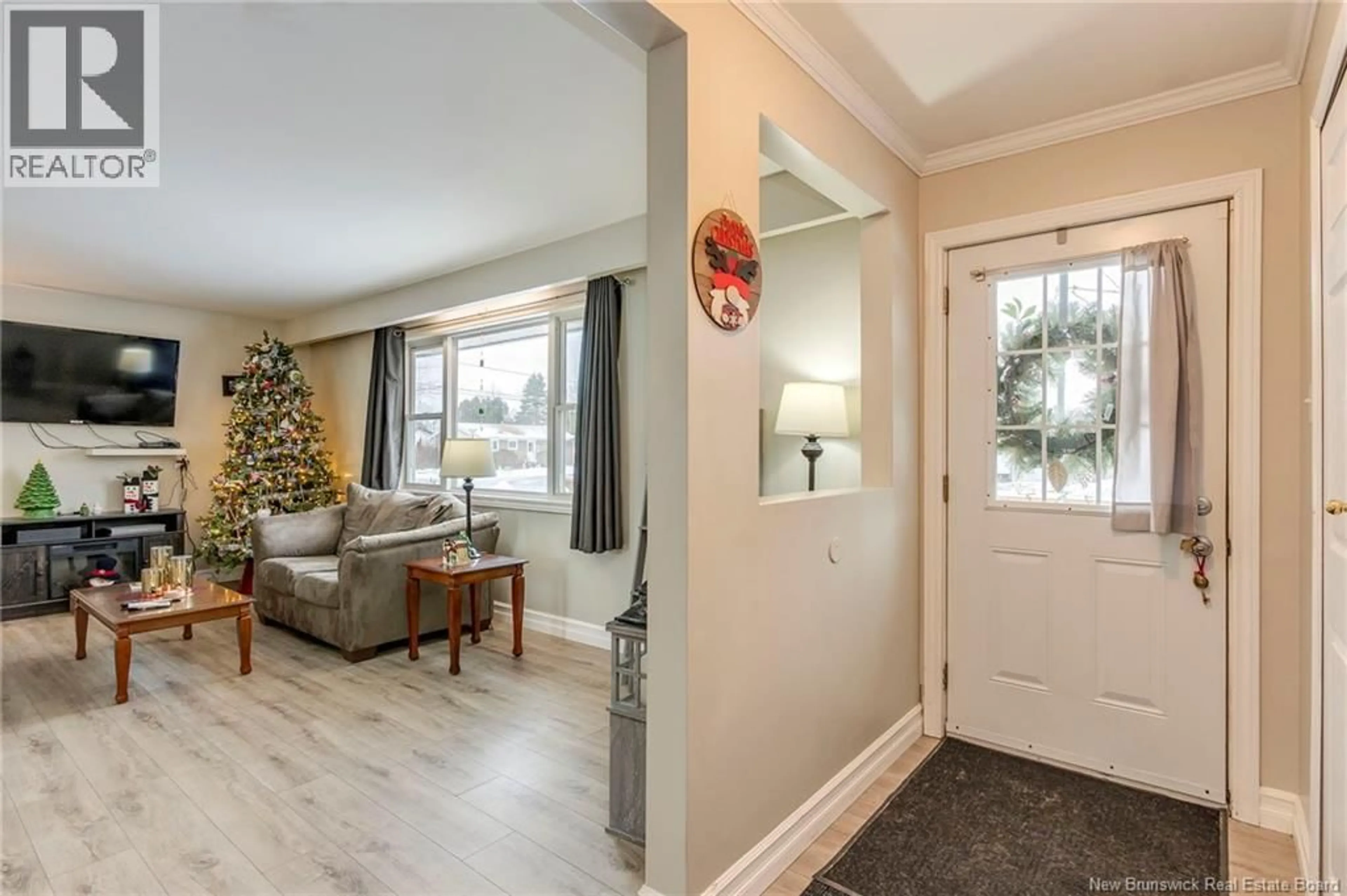 Indoor entryway for 81 DOROTHEA DRIVE, Saint John New Brunswick E2J3H9