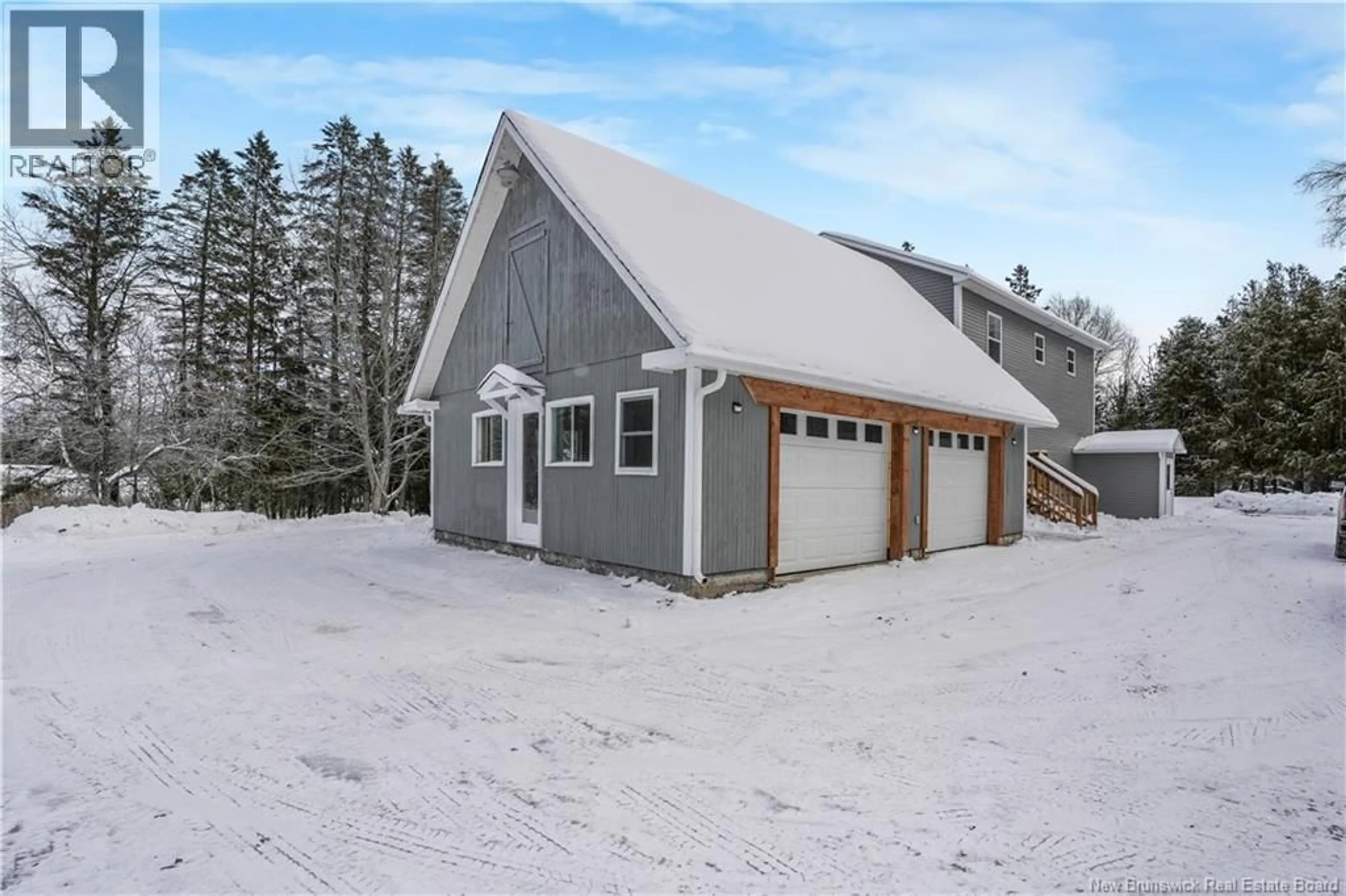 Indoor garage for 131 KEE ROAD, Keswick Ridge New Brunswick E6L1V3