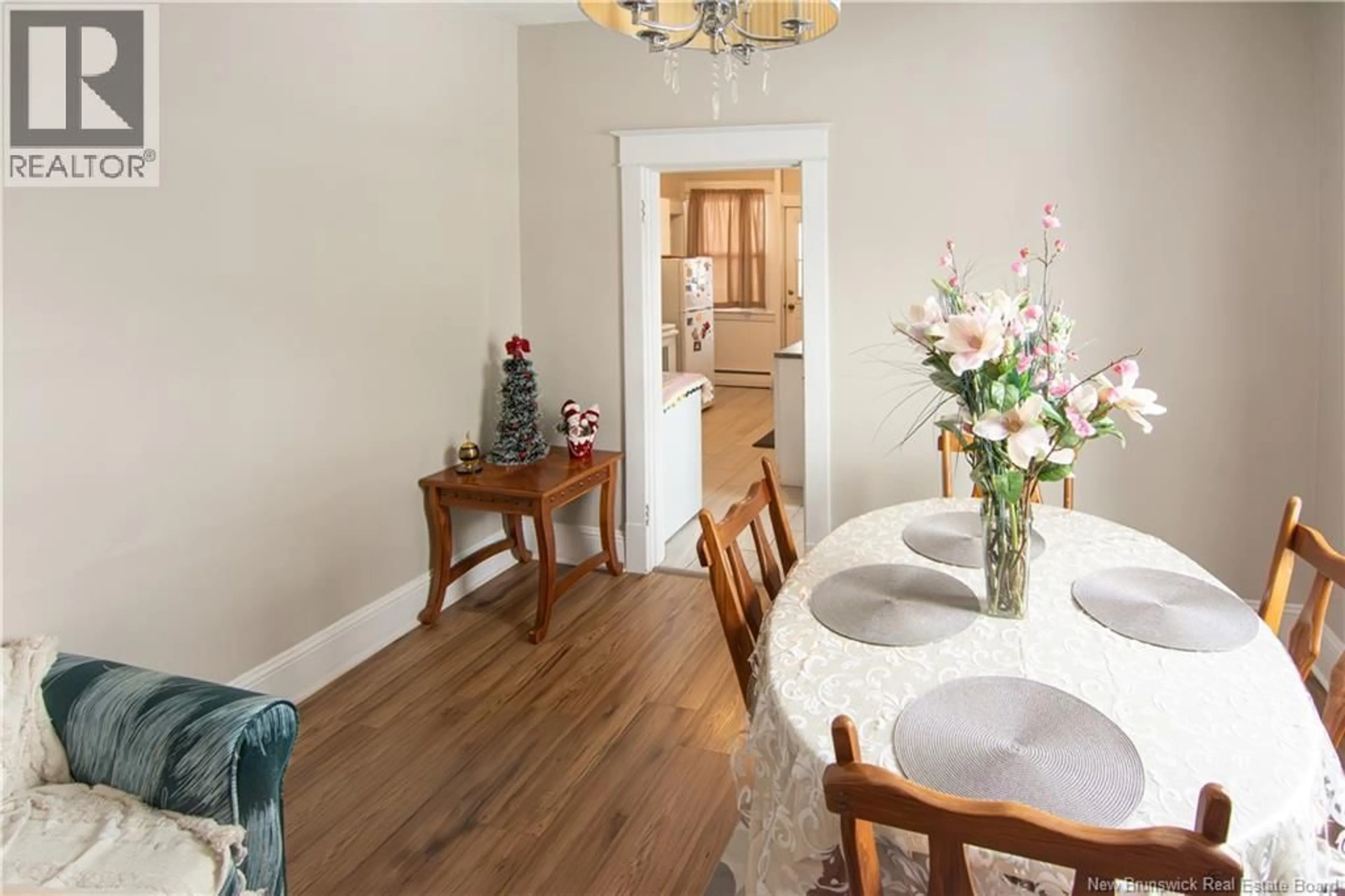Dining room, wood/laminate floor for 33-35 YORK, Moncton New Brunswick E1C2Y3