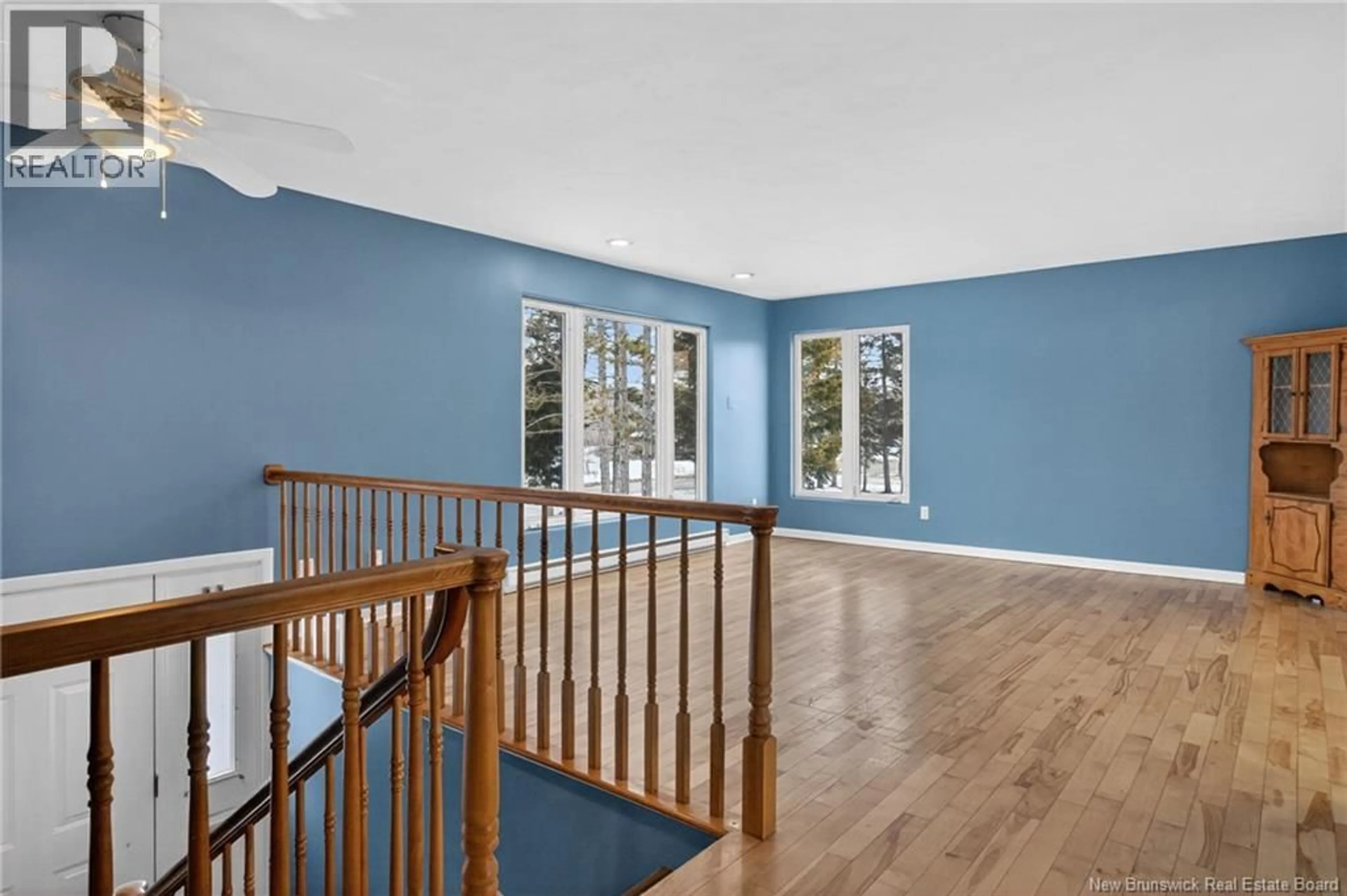 Indoor foyer for 106 PONT ROUGE ROAD, Memramcook New Brunswick E4K3X7