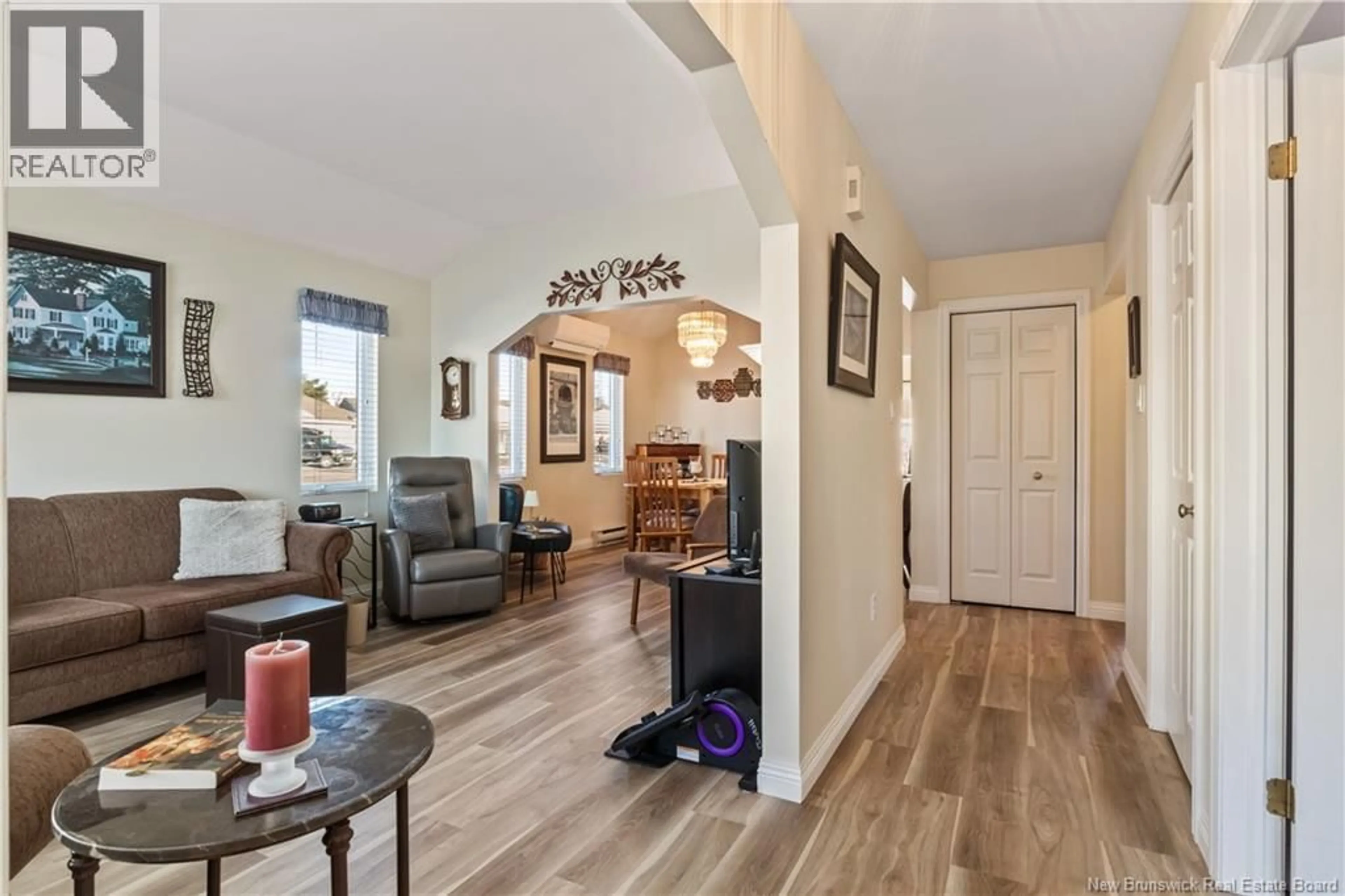 Indoor entryway for 162 - 268 ACADIE, Dieppe New Brunswick E1A6T2