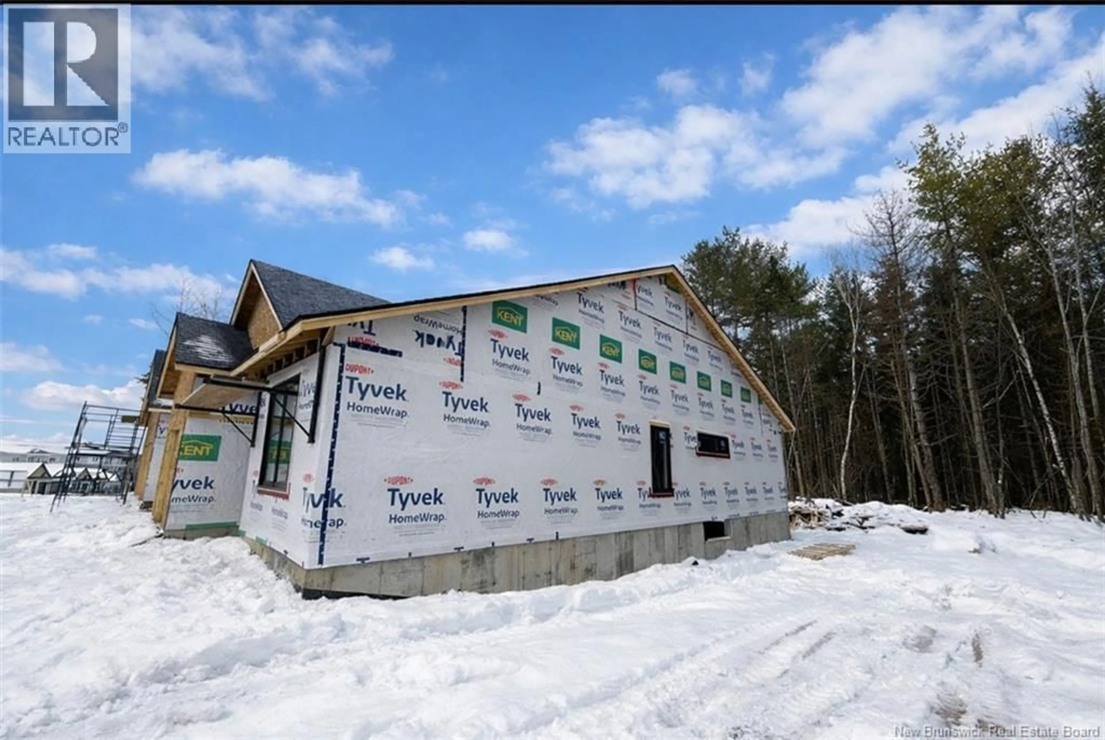 Home with vinyl exterior material, building for 29 TERRY FOX DRIVE, Oromocto New Brunswick E2V0P6