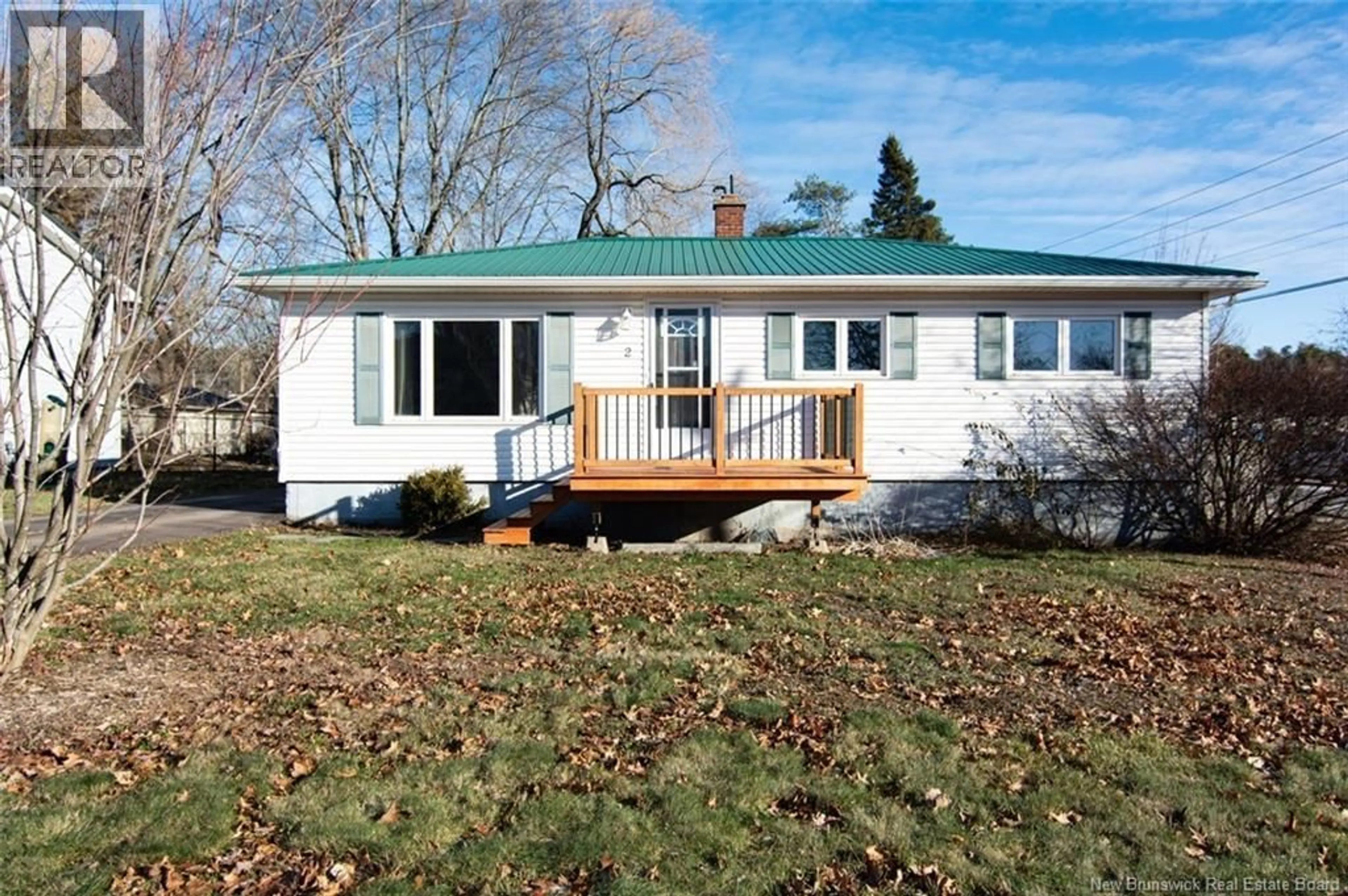 Home with vinyl exterior material, unknown for 2 DEERWOOD COURT, Riverview New Brunswick E1B3E6