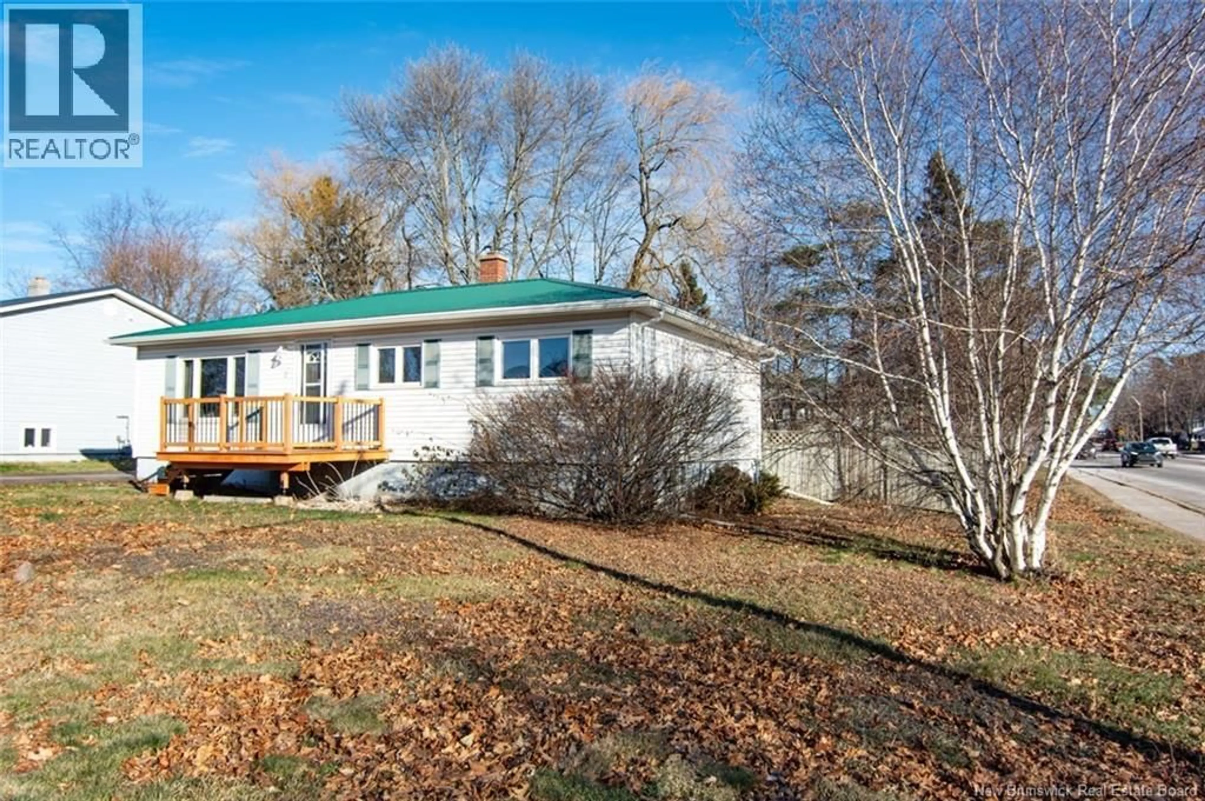 A pic from outside/outdoor area/front of a property/back of a property/a pic from drone, unknown for 2 DEERWOOD COURT, Riverview New Brunswick E1B3E6