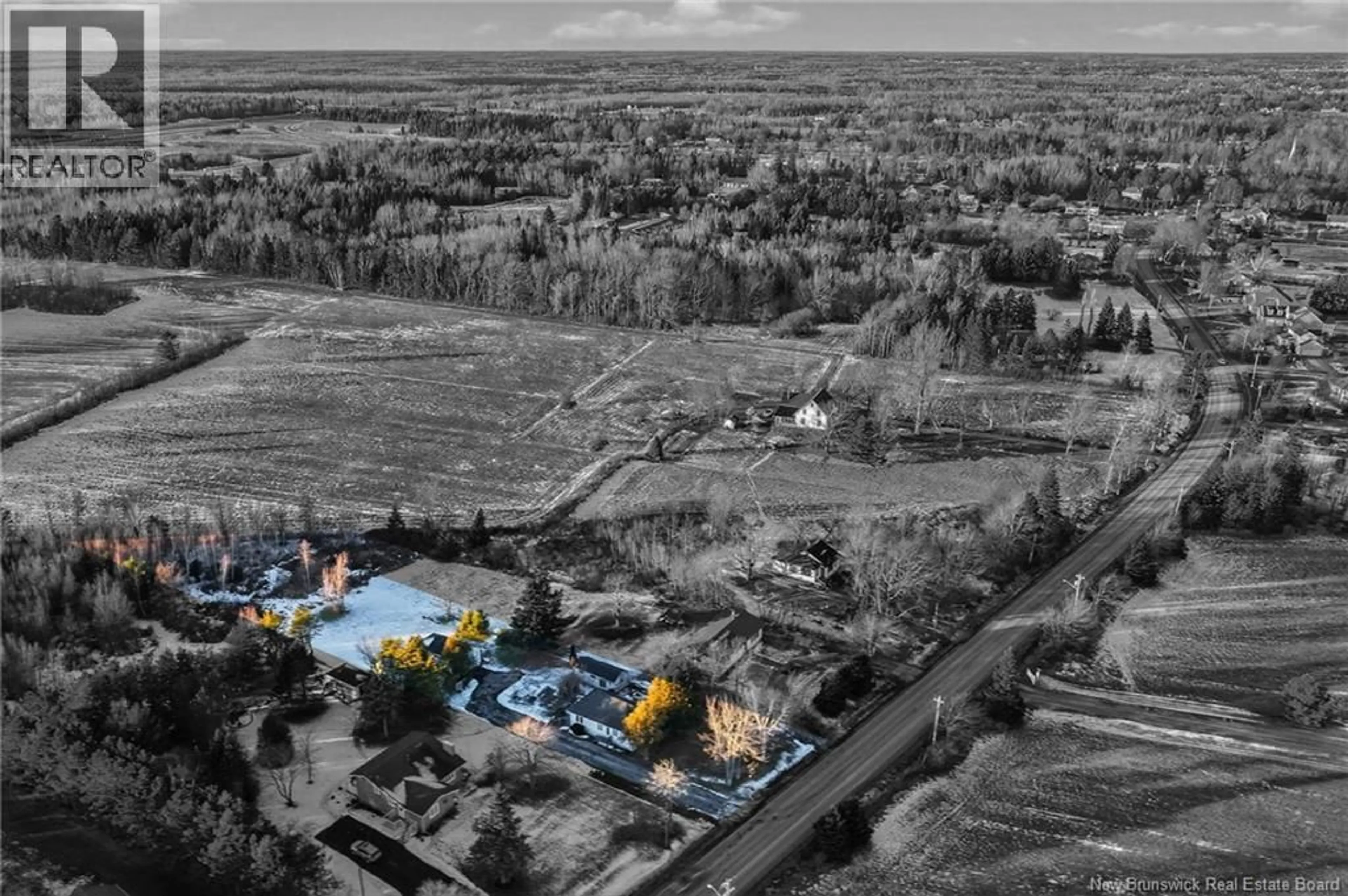 A pic from outside/outdoor area/front of a property/back of a property/a pic from drone, unknown for 55 ROUTE 133, Shediac Cape New Brunswick E4P3C8