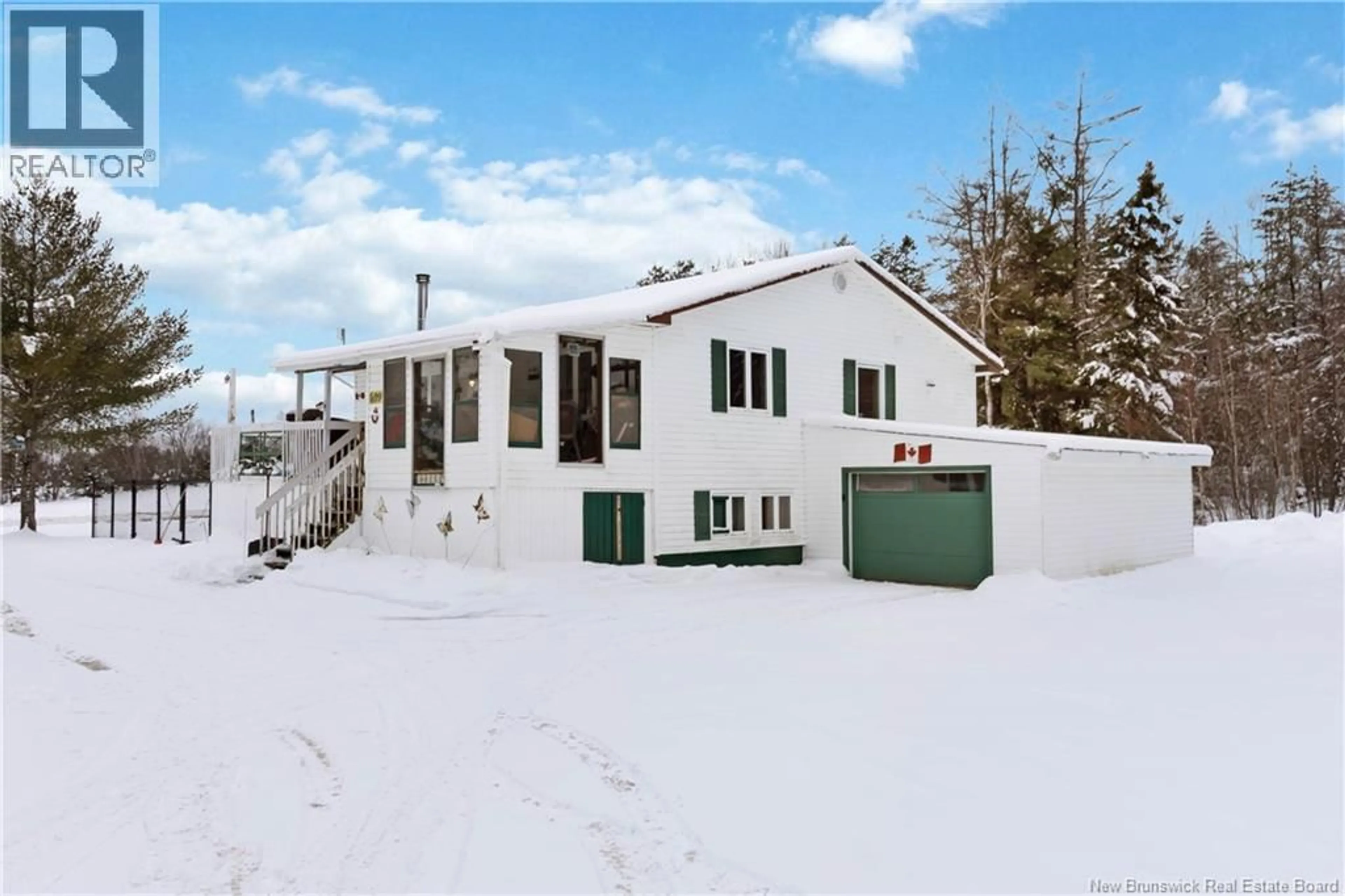 A pic from outside/outdoor area/front of a property/back of a property/a pic from drone, building for 699 DE LA PRAIRIE ROAD, Richibouctou-Village New Brunswick E4W1G5