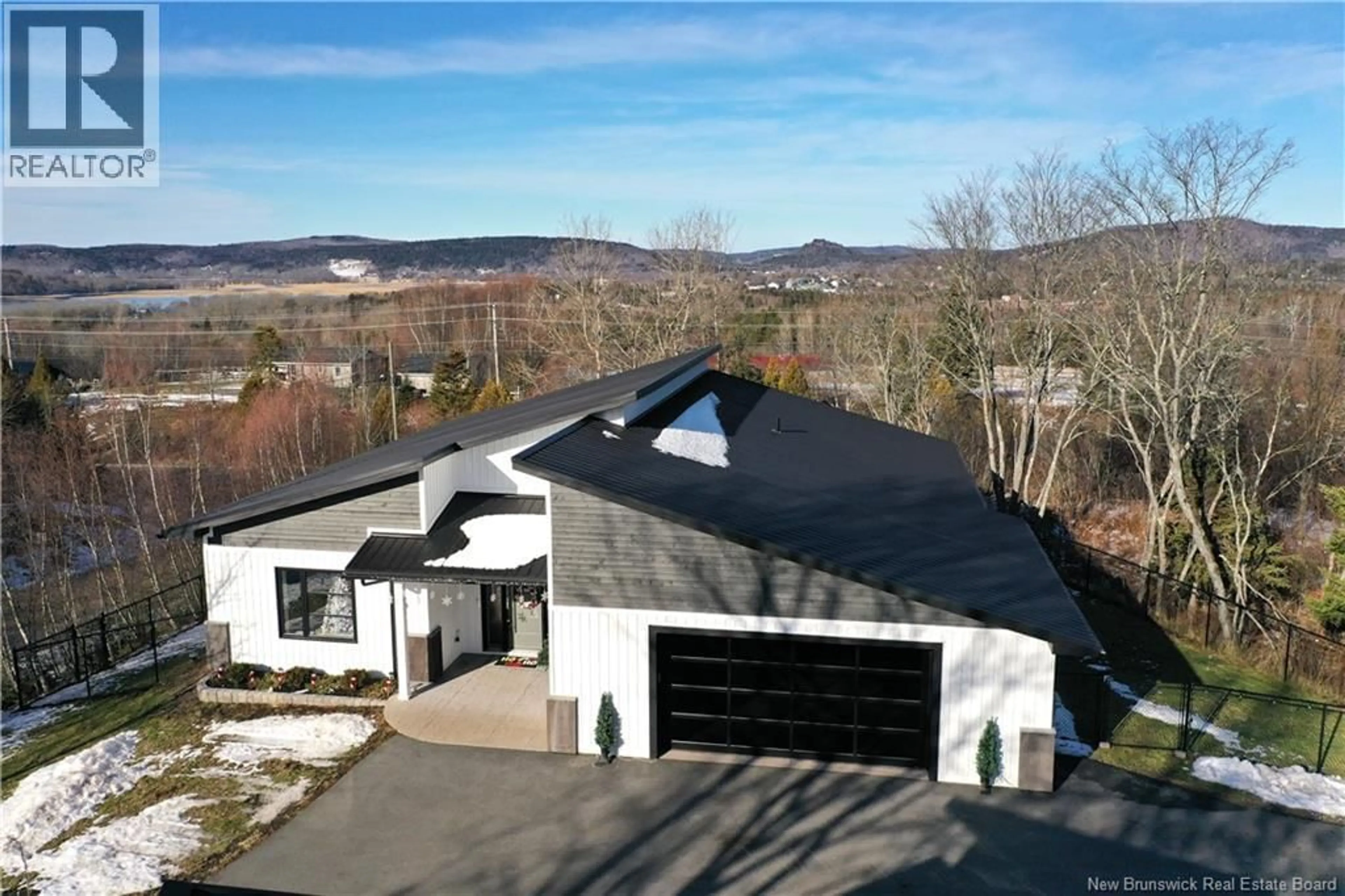 A pic from outside/outdoor area/front of a property/back of a property/a pic from drone, mountain view for 11 ROBERT ROSS BOULEVARD, Hampton New Brunswick E5N0E2