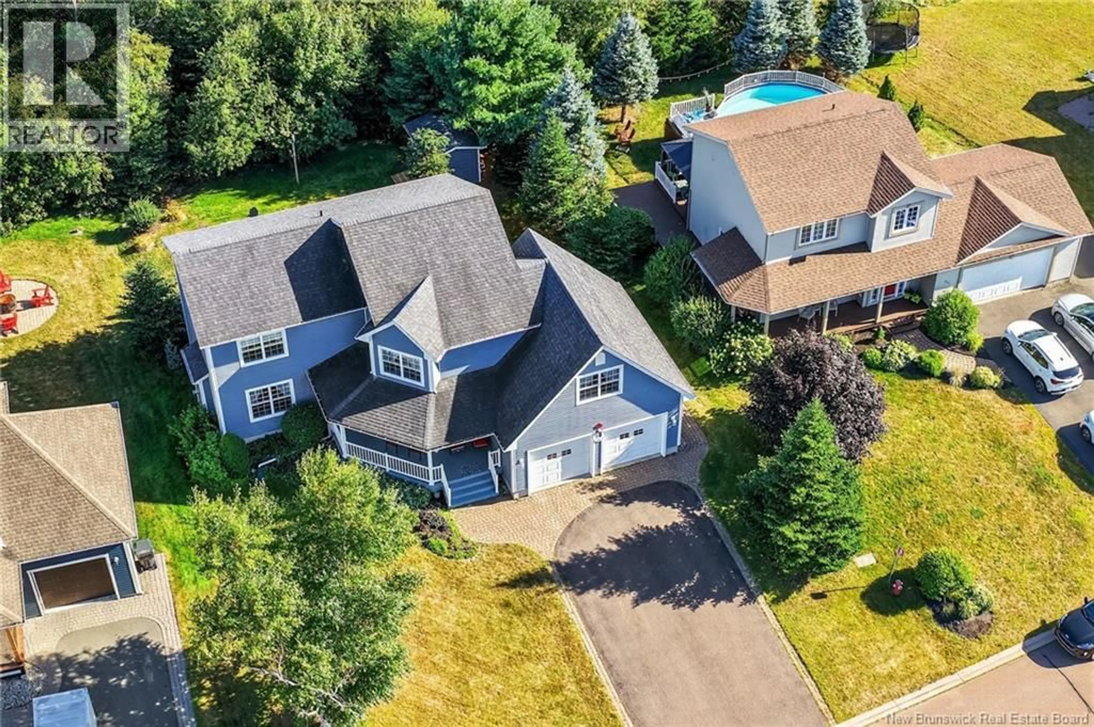 A pic from outside/outdoor area/front of a property/back of a property/a pic from drone, unknown for 499 WAYNE STREET, Shediac New Brunswick E4P2W8