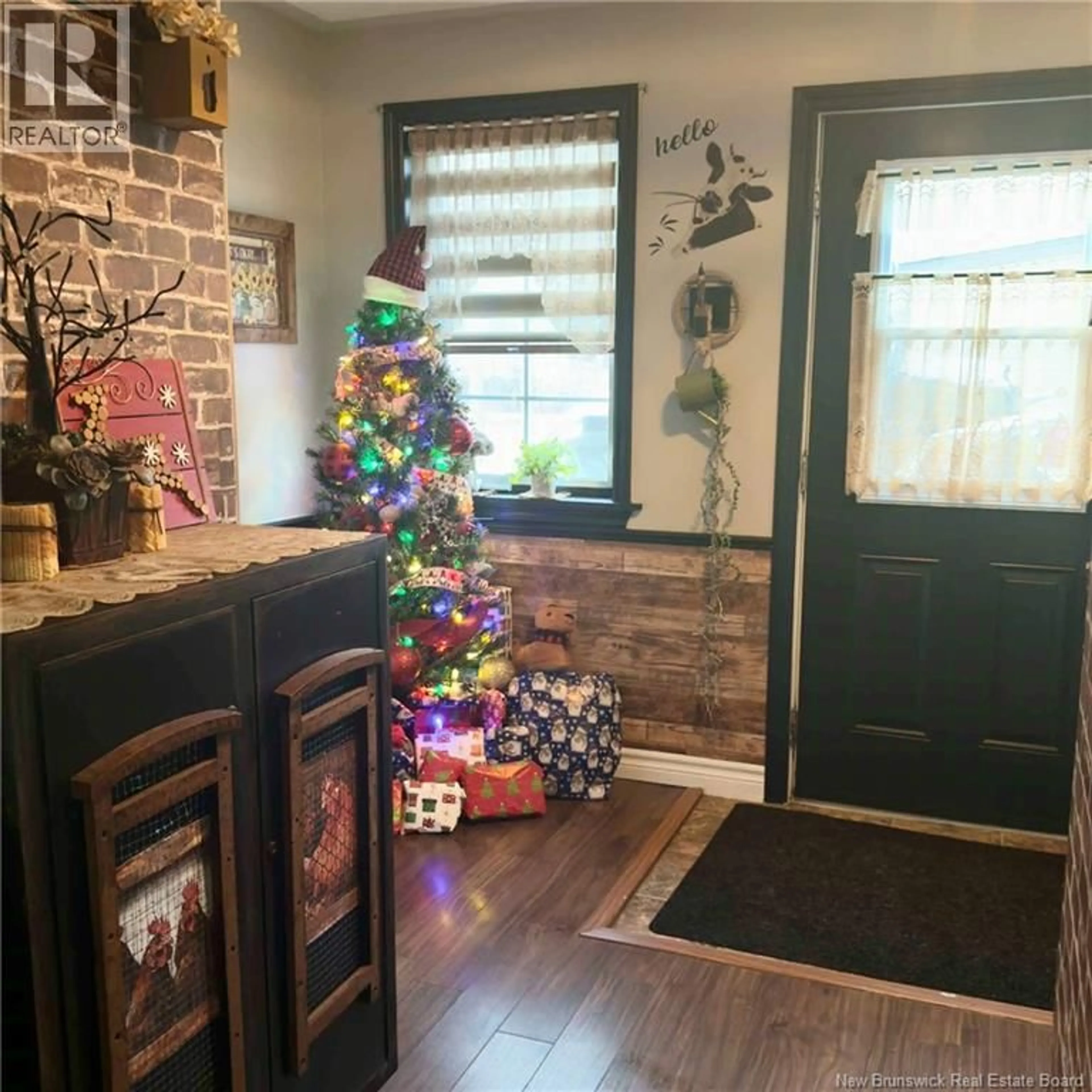 Indoor entryway for 485 GRAY, Miramichi New Brunswick E1V7S7