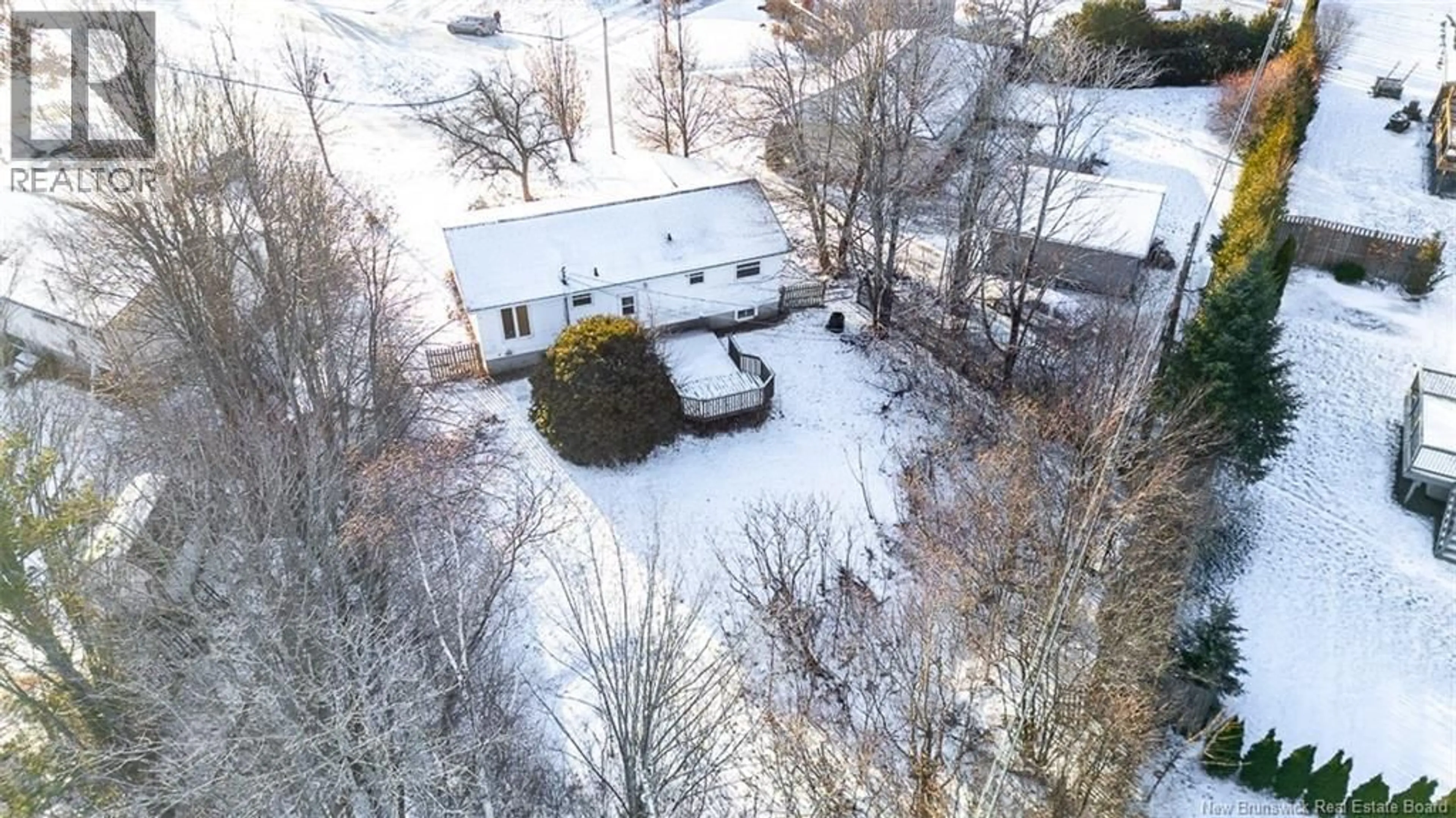 A pic from outside/outdoor area/front of a property/back of a property/a pic from drone, unknown for 59 DOYLE COURT, Fredericton New Brunswick E3B5T3