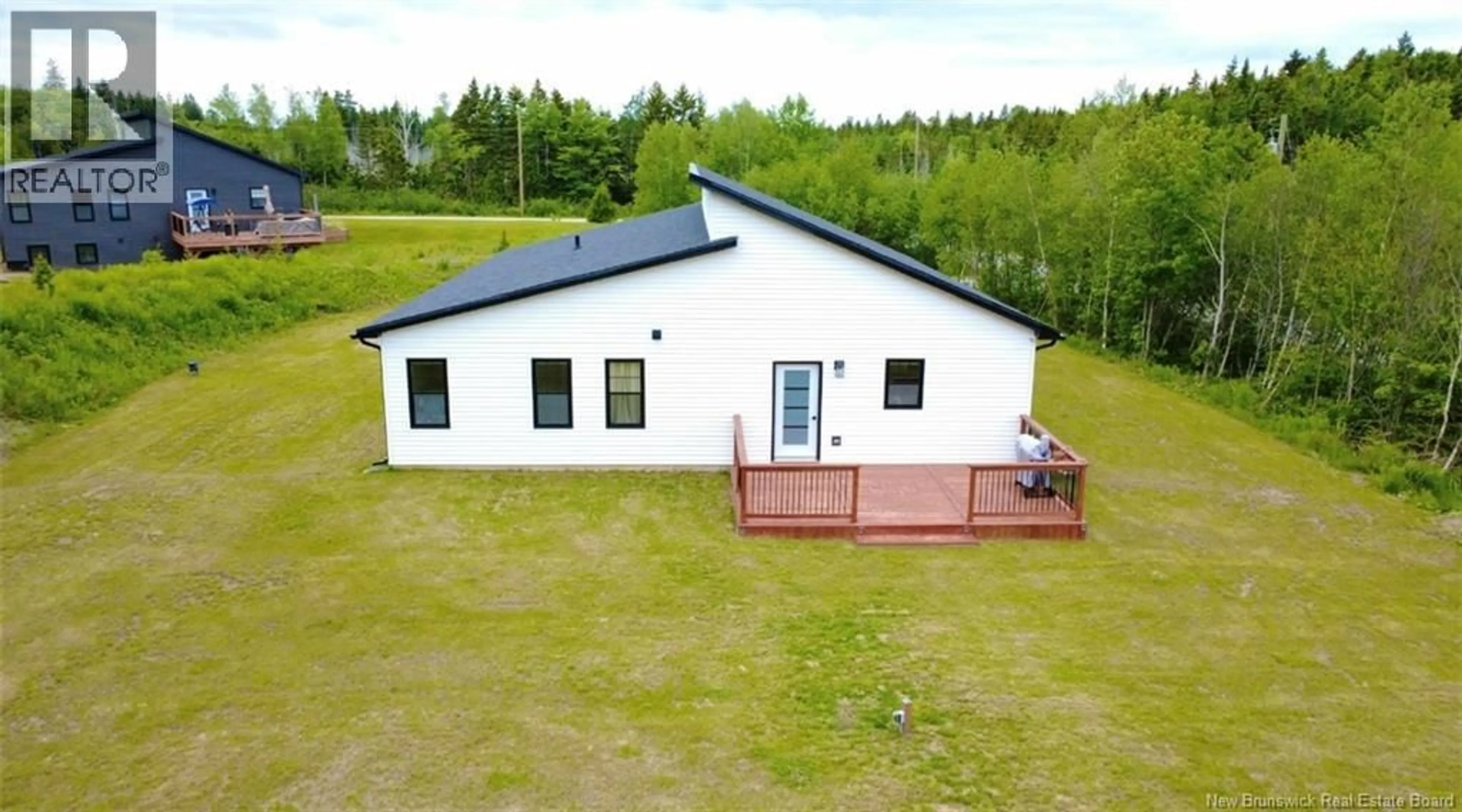 A pic from outside/outdoor area/front of a property/back of a property/a pic from drone, building for 8 HOBBLE LANE, Quispamsis New Brunswick E2S1B8