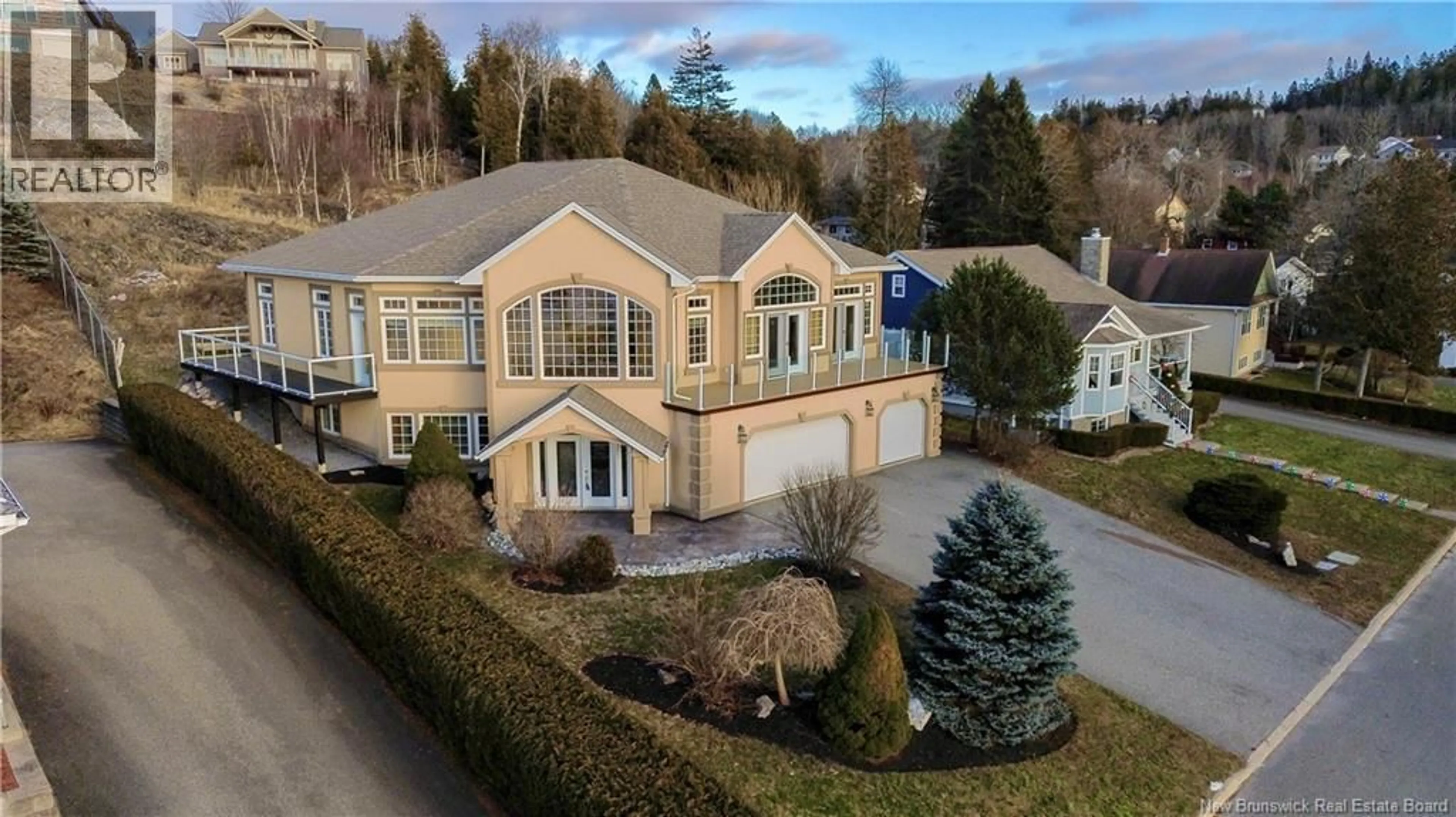 A pic from outside/outdoor area/front of a property/back of a property/a pic from drone, unknown for 20 BRIGADOON TERRACE, Saint John New Brunswick E2K5H5