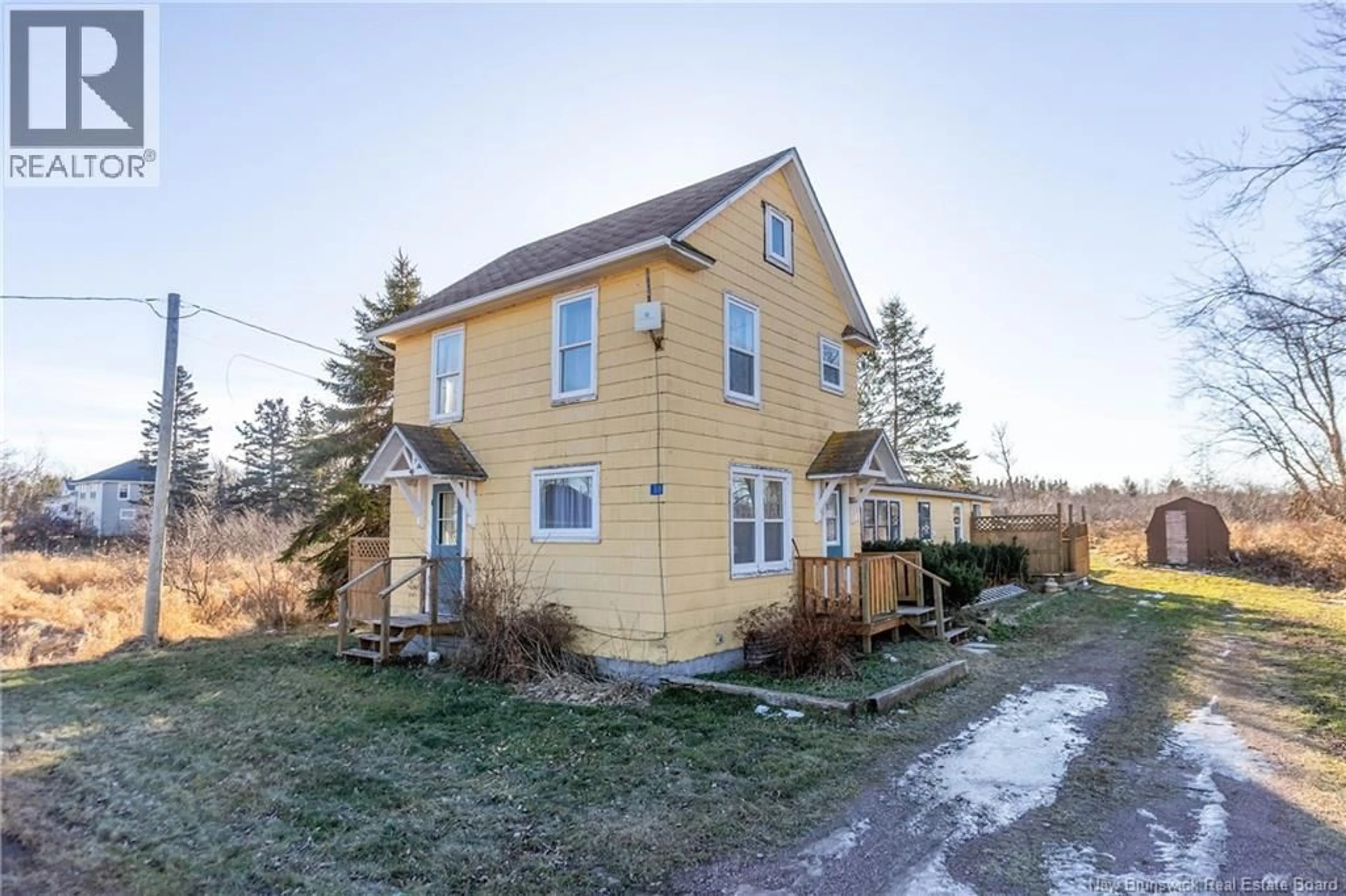 A pic from outside/outdoor area/front of a property/back of a property/a pic from drone, street for 18 ROUTE 955, Cape Tormentine New Brunswick E4M2A3