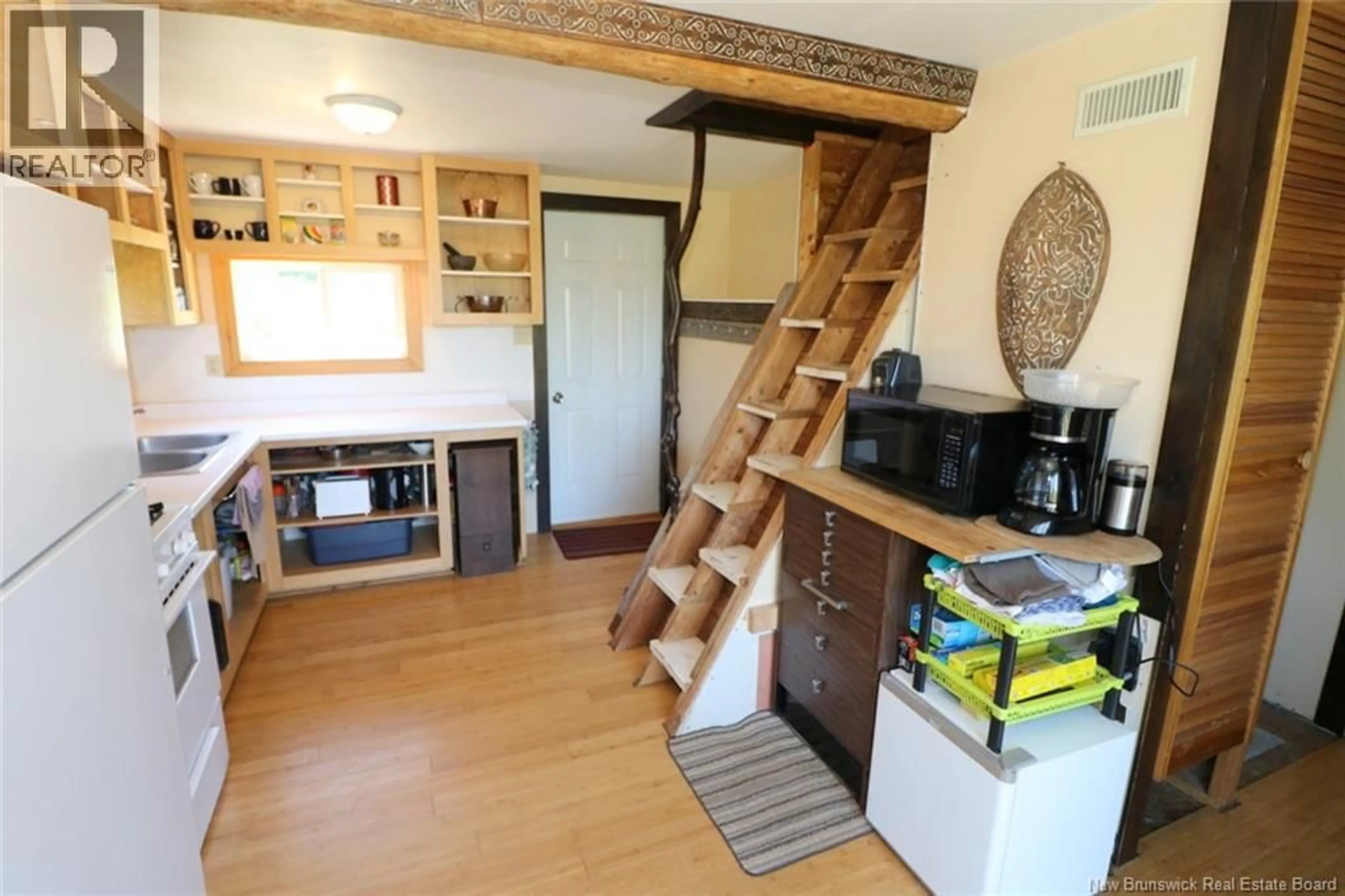 Standard kitchen, unknown for 1788 ROUTE 776, Grand Manan New Brunswick E5G2H8