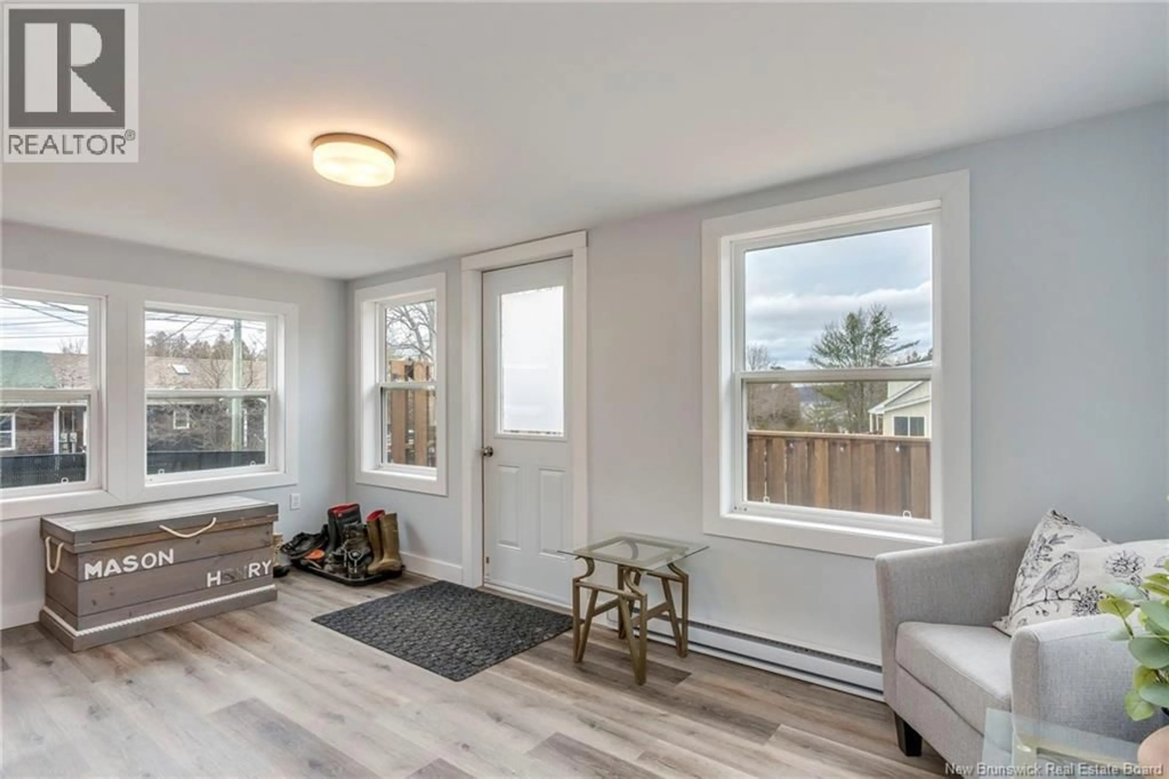 Indoor entryway for 2724 WESTFIELD ROAD, Saint John New Brunswick E2M6P4