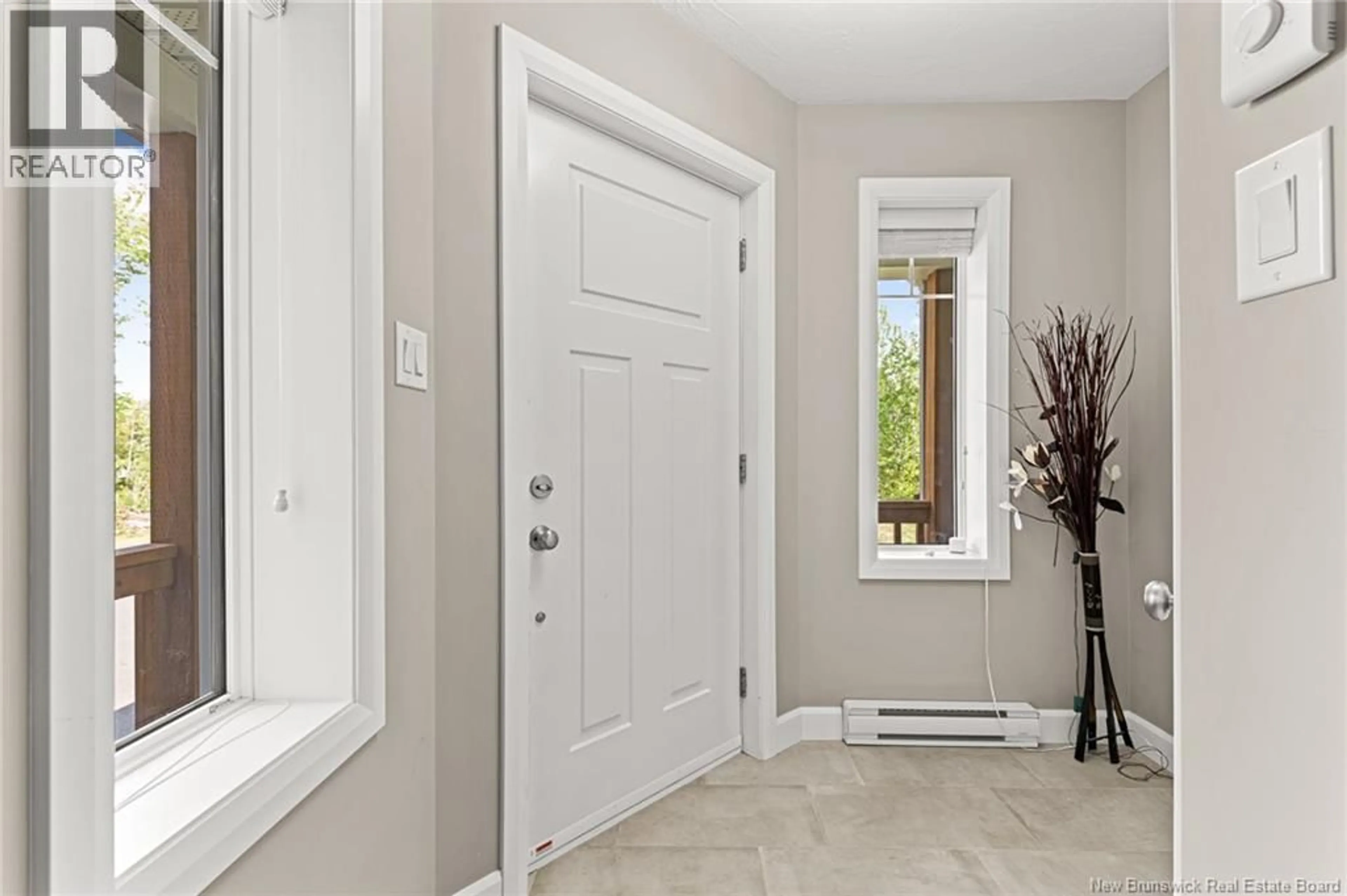 Indoor entryway for 26 SHAEFFER ROAD, Berry Mills New Brunswick E1G3W6