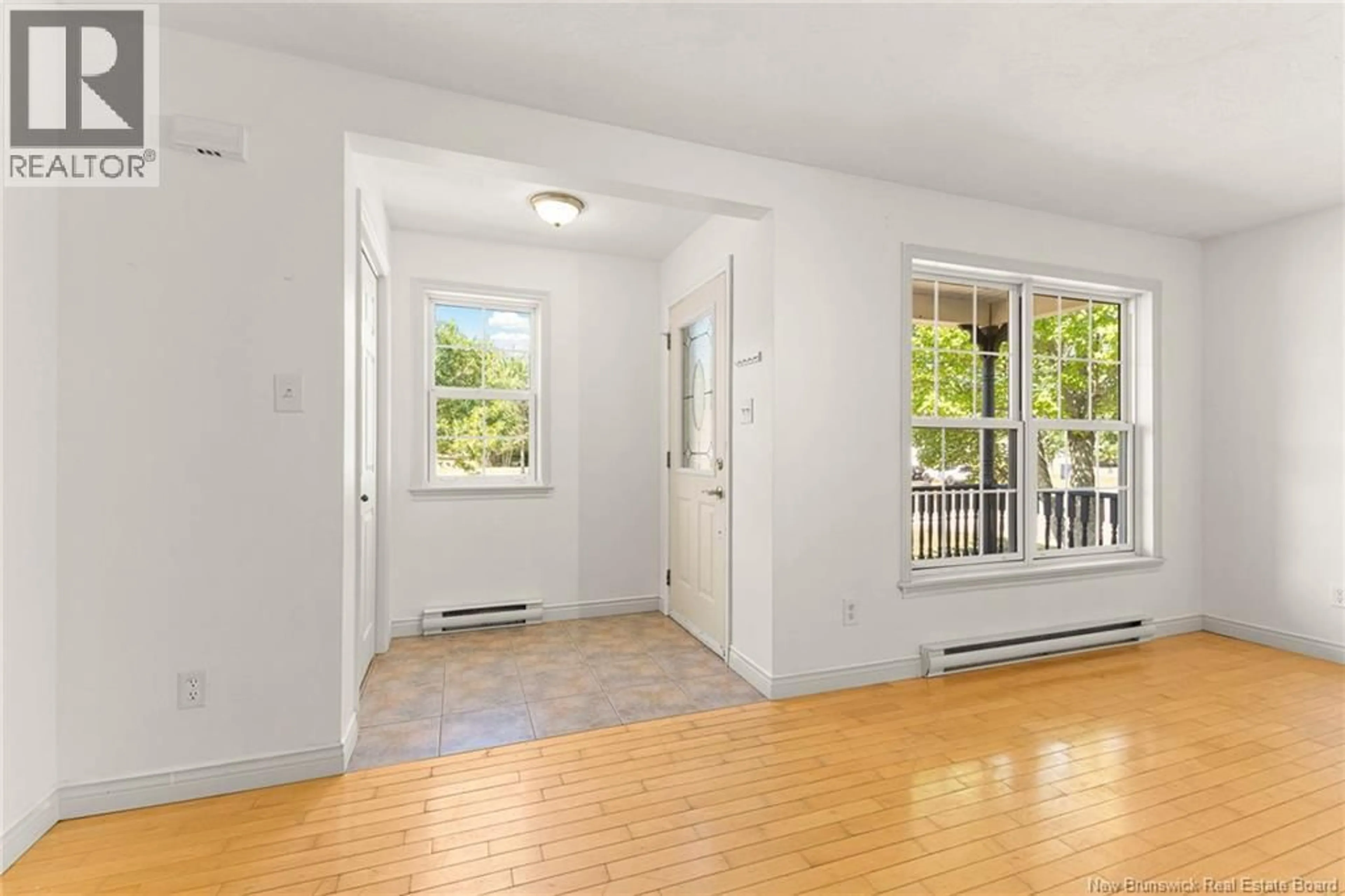 Unknown for 584 CENTRALE STREET, Dieppe New Brunswick E1A7S3