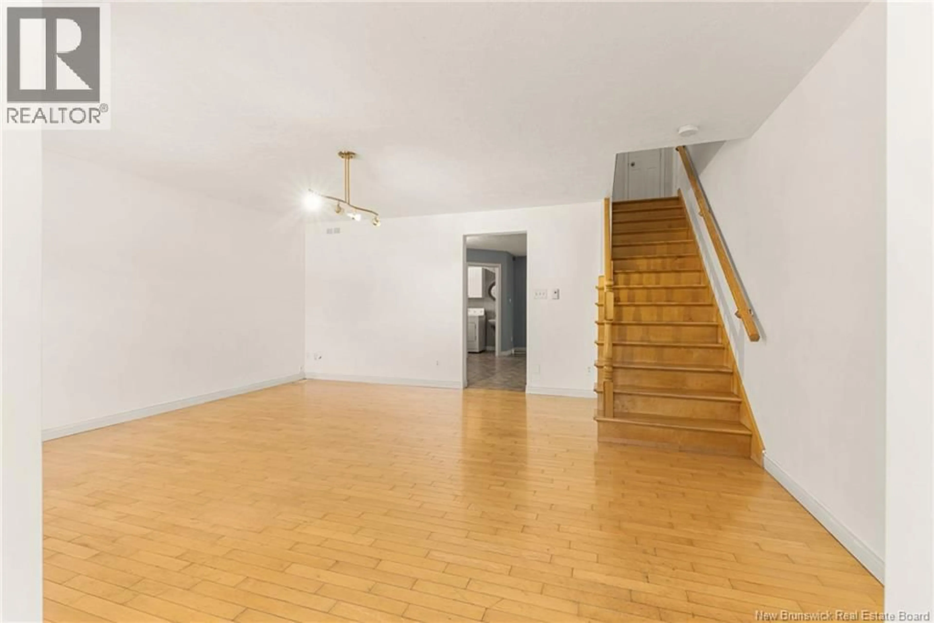 A pic of a room for 584 CENTRALE STREET, Dieppe New Brunswick E1A7S3