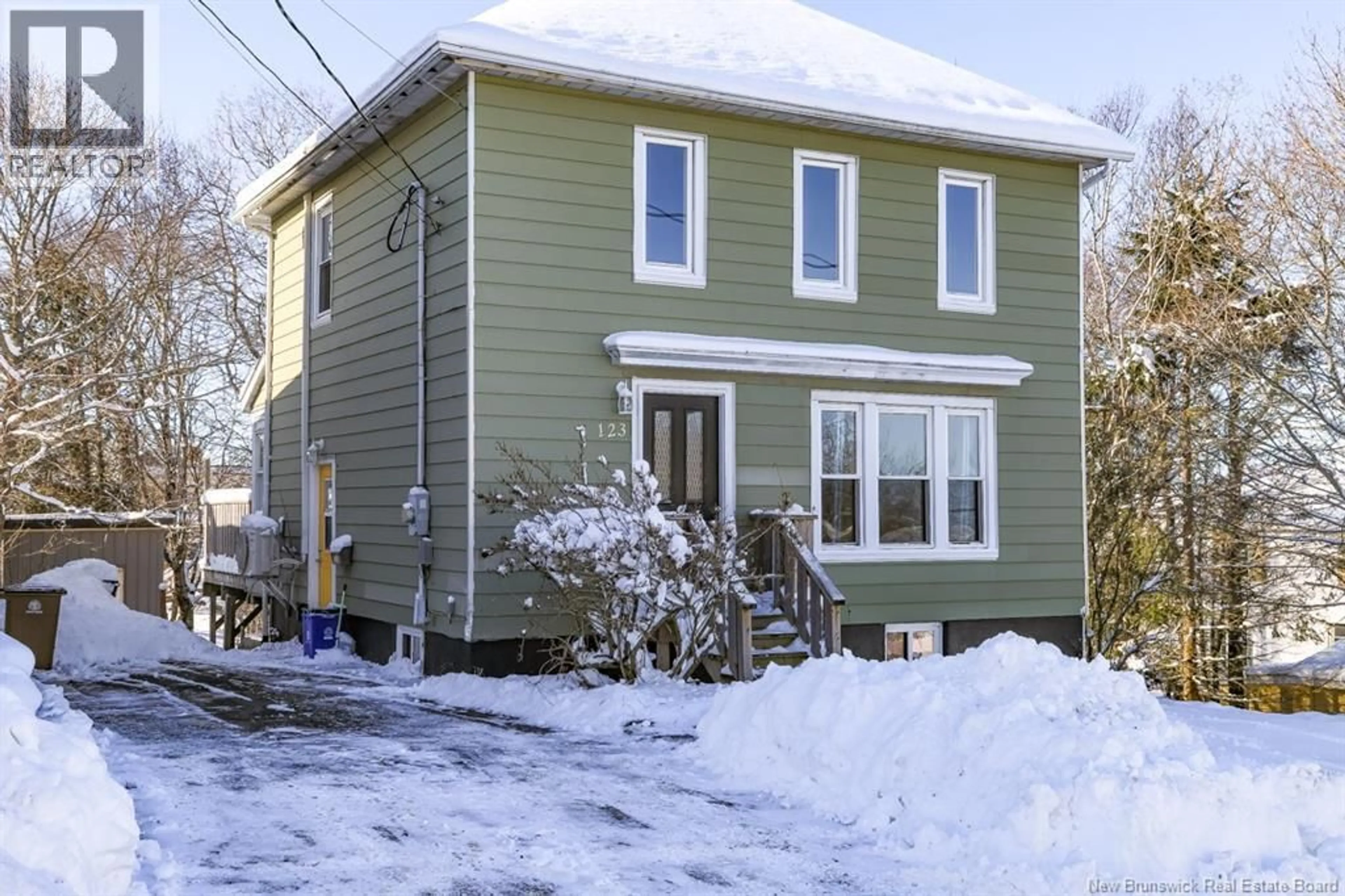 Home with vinyl exterior material, street for 123 CONNORS STREET, Saint John New Brunswick E2M3R8